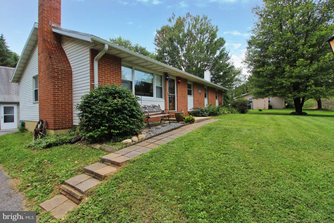 WINFIELD HEIGHTS - Residential