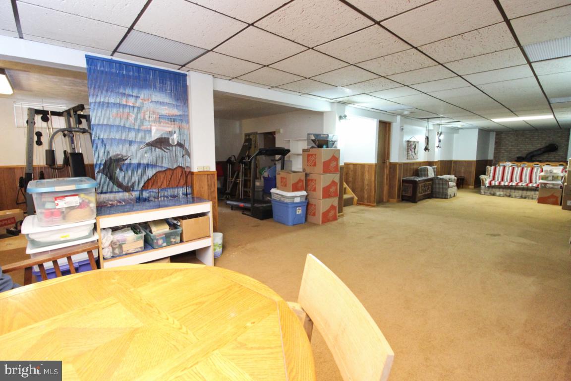 WINFIELD HEIGHTS - Residential