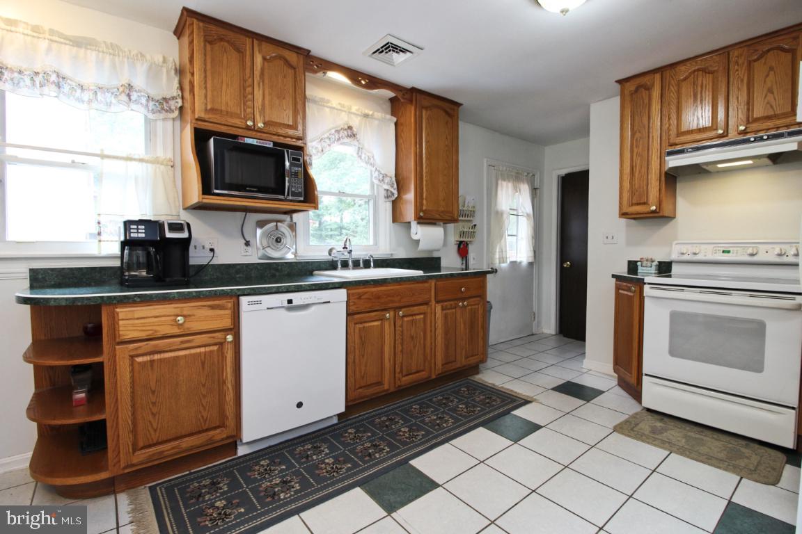 WINFIELD HEIGHTS - Residential