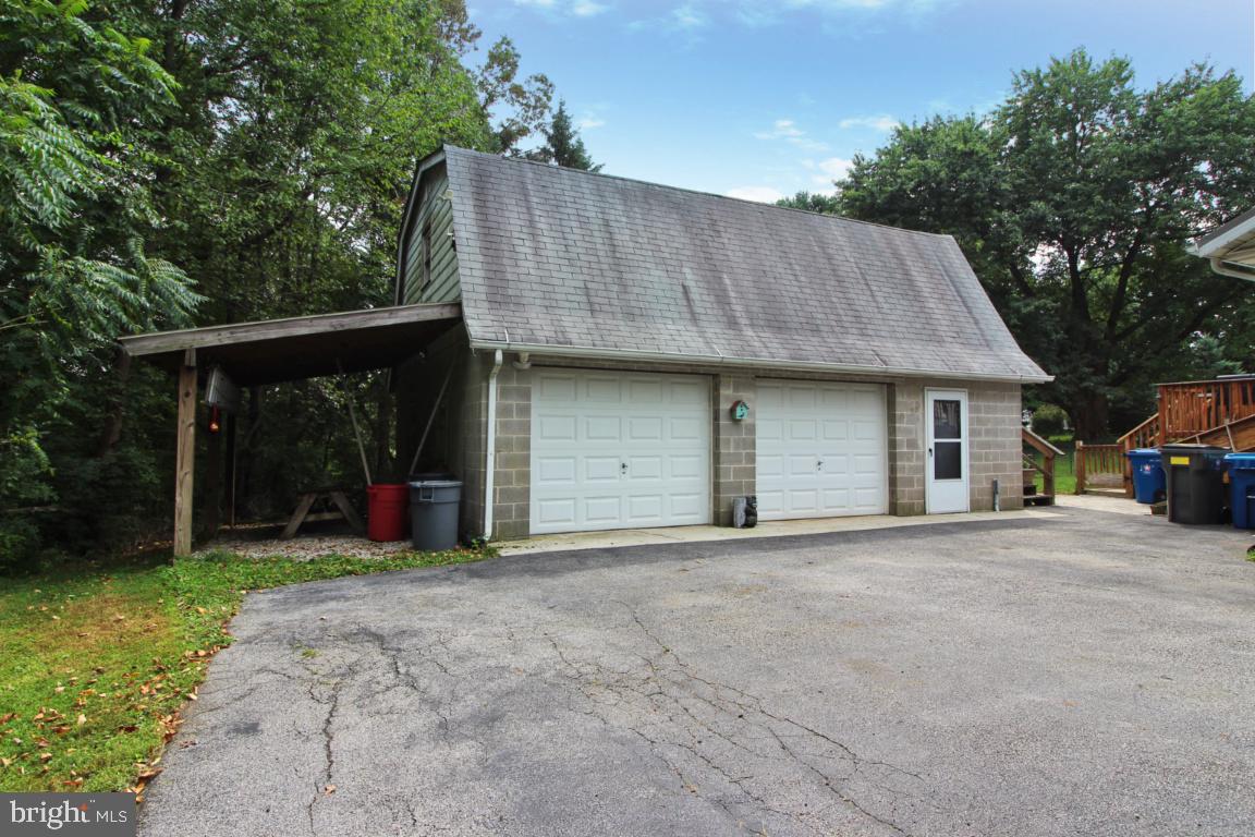 WINFIELD HEIGHTS - Residential