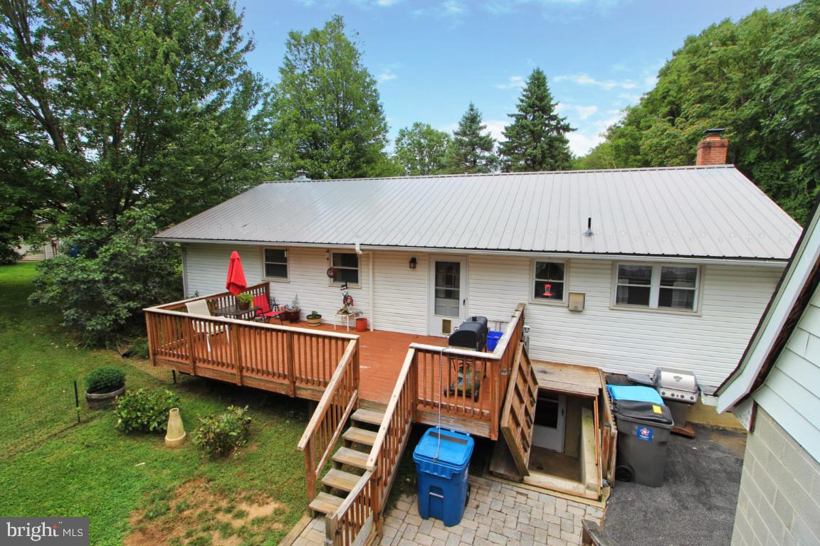 WINFIELD HEIGHTS - Residential