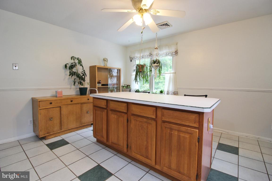 WINFIELD HEIGHTS - Residential