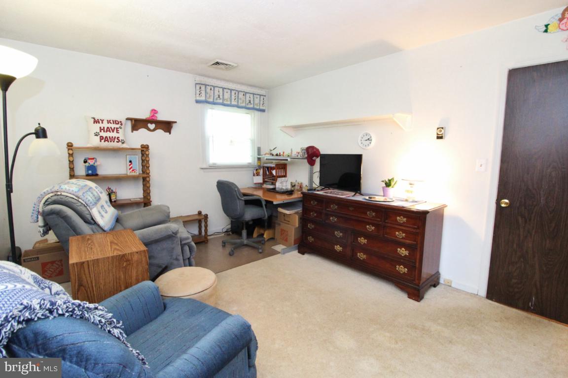 WINFIELD HEIGHTS - Residential