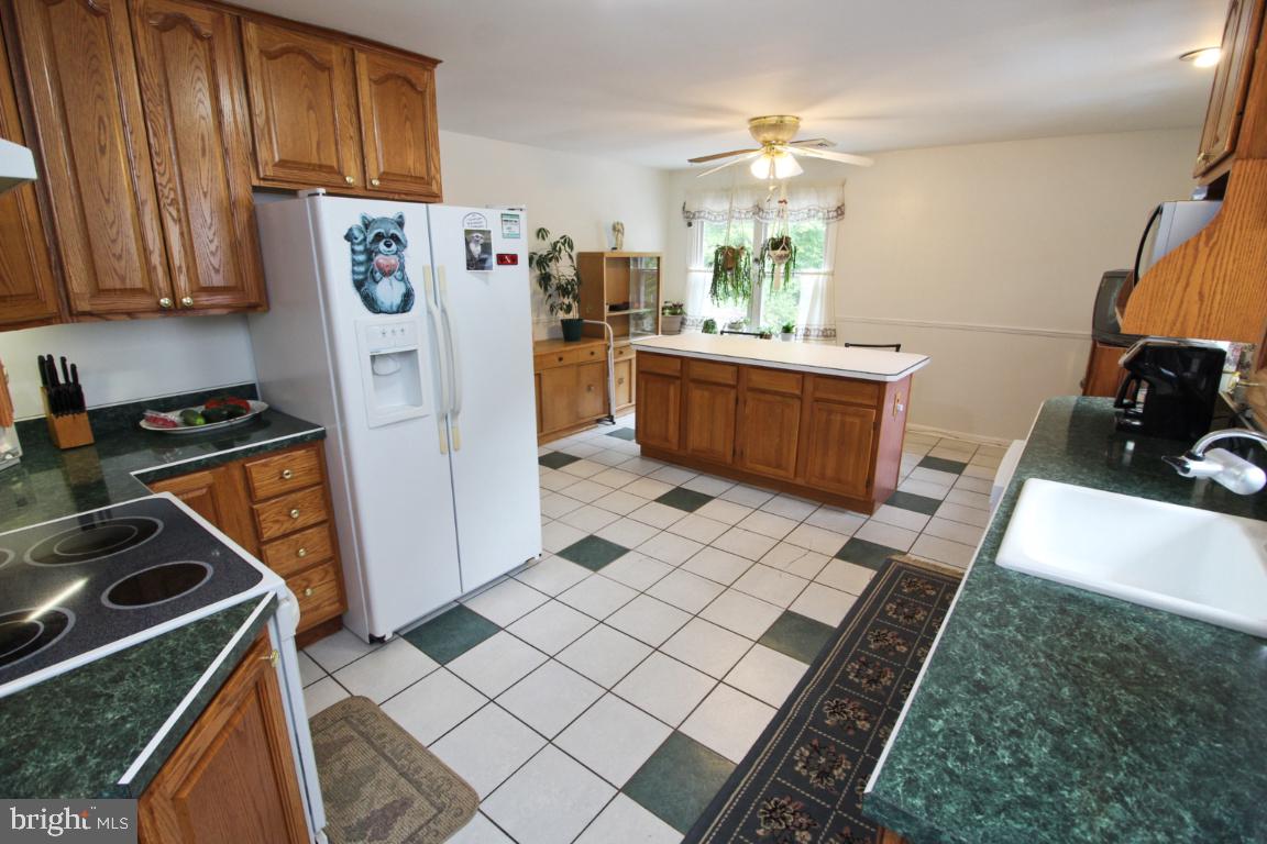 WINFIELD HEIGHTS - Residential