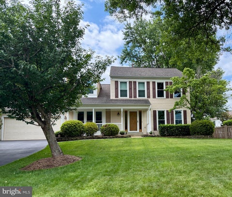 Homes For Sale - 13603 Haverford Court<br/> CHANTILLY, VA 20151