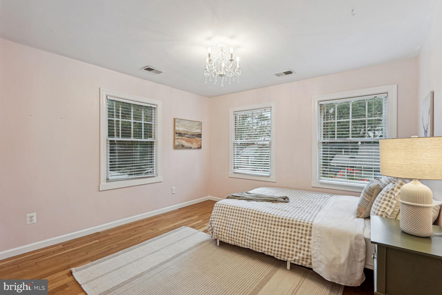 CHERRYDALE - Residential