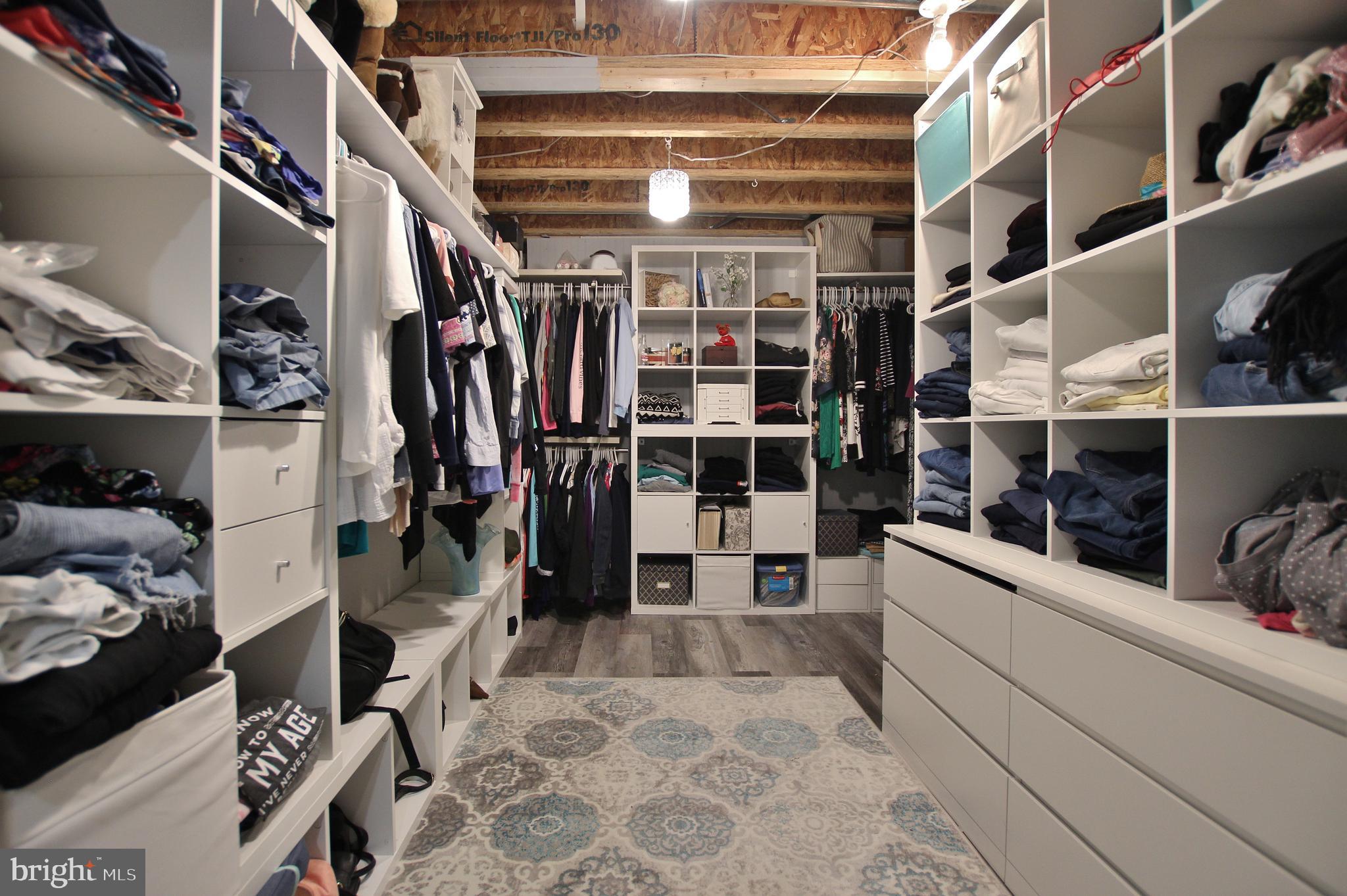 FOUR SEASONS AT HISTORIC VA - Residential