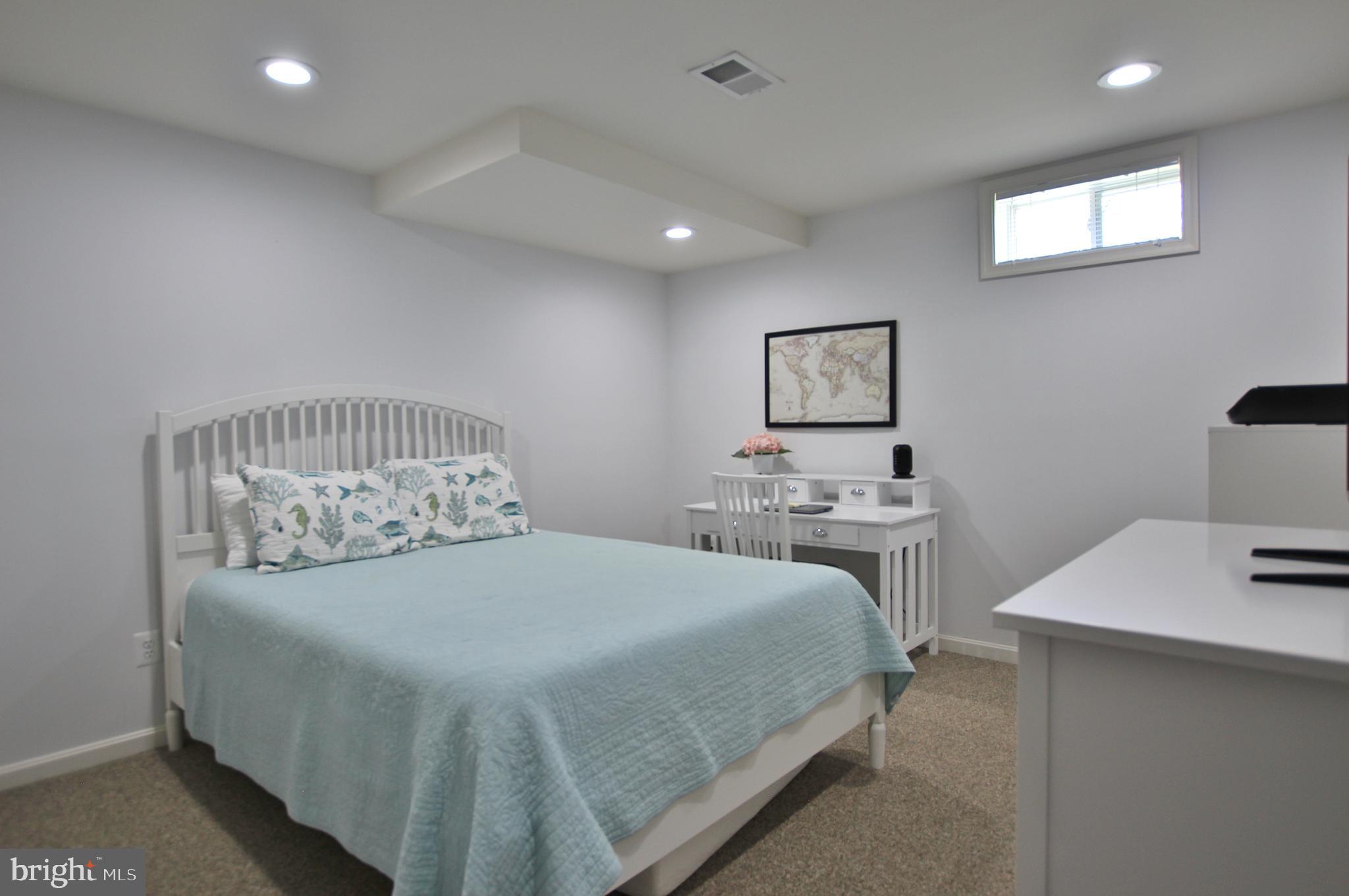 FOUR SEASONS AT HISTORIC VA - Residential