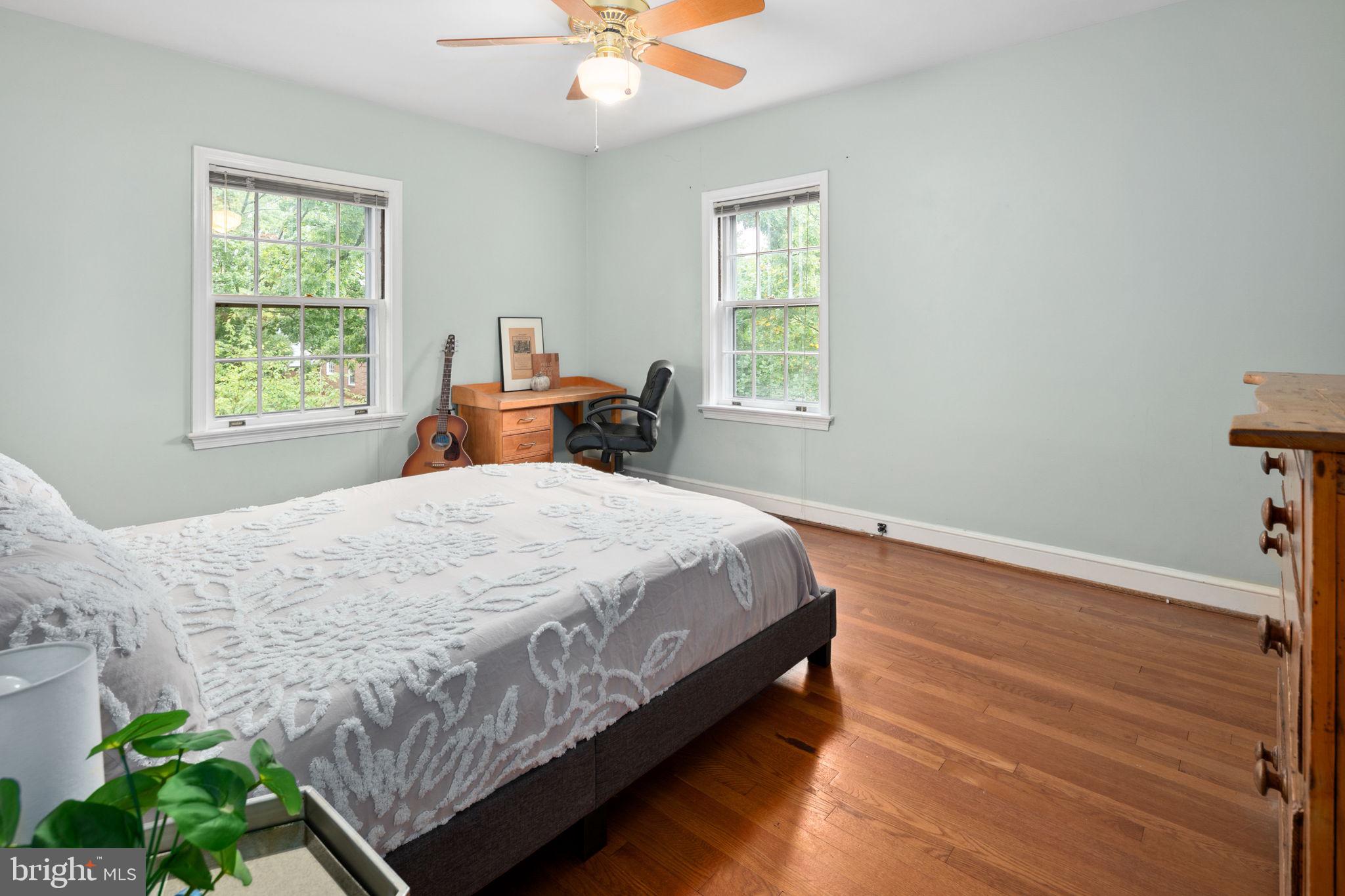 LYON VILLAGE - Residential