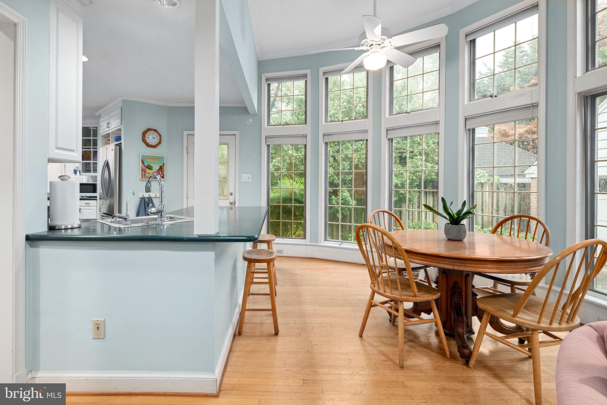 LYON VILLAGE - Residential