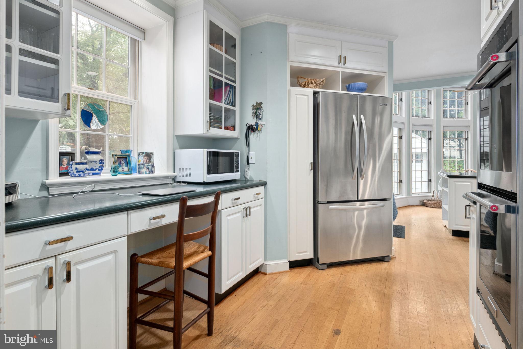 LYON VILLAGE - Residential