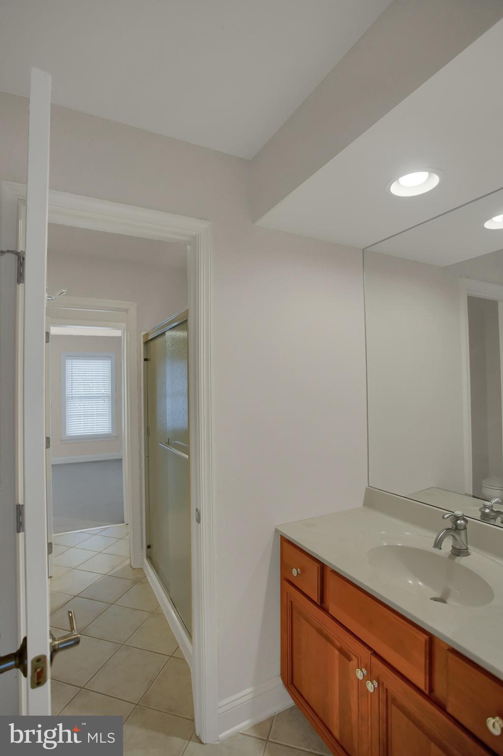 GREEN LANE MANOR - Residential
