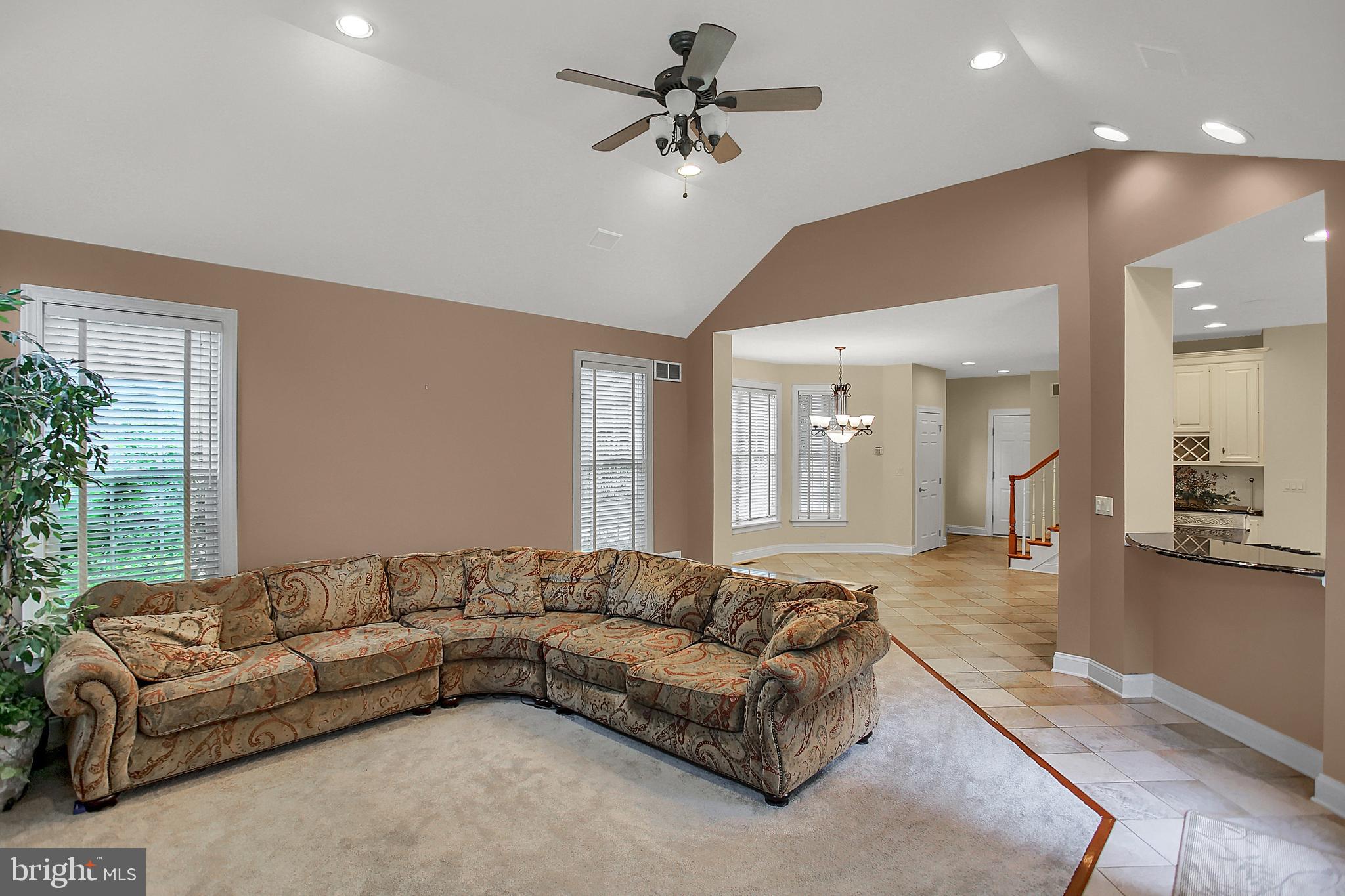 GREEN LANE MANOR - Residential