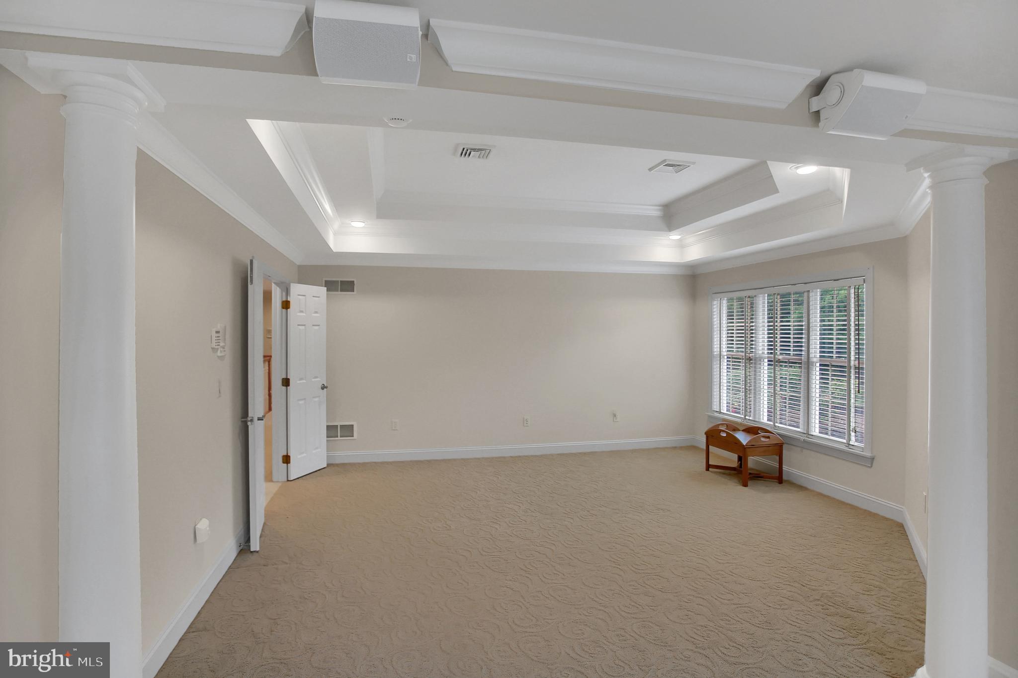 GREEN LANE MANOR - Residential
