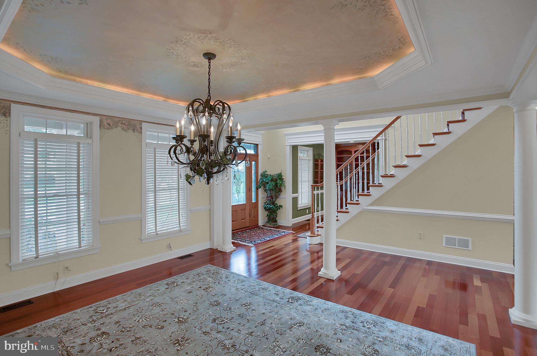 GREEN LANE MANOR - Residential