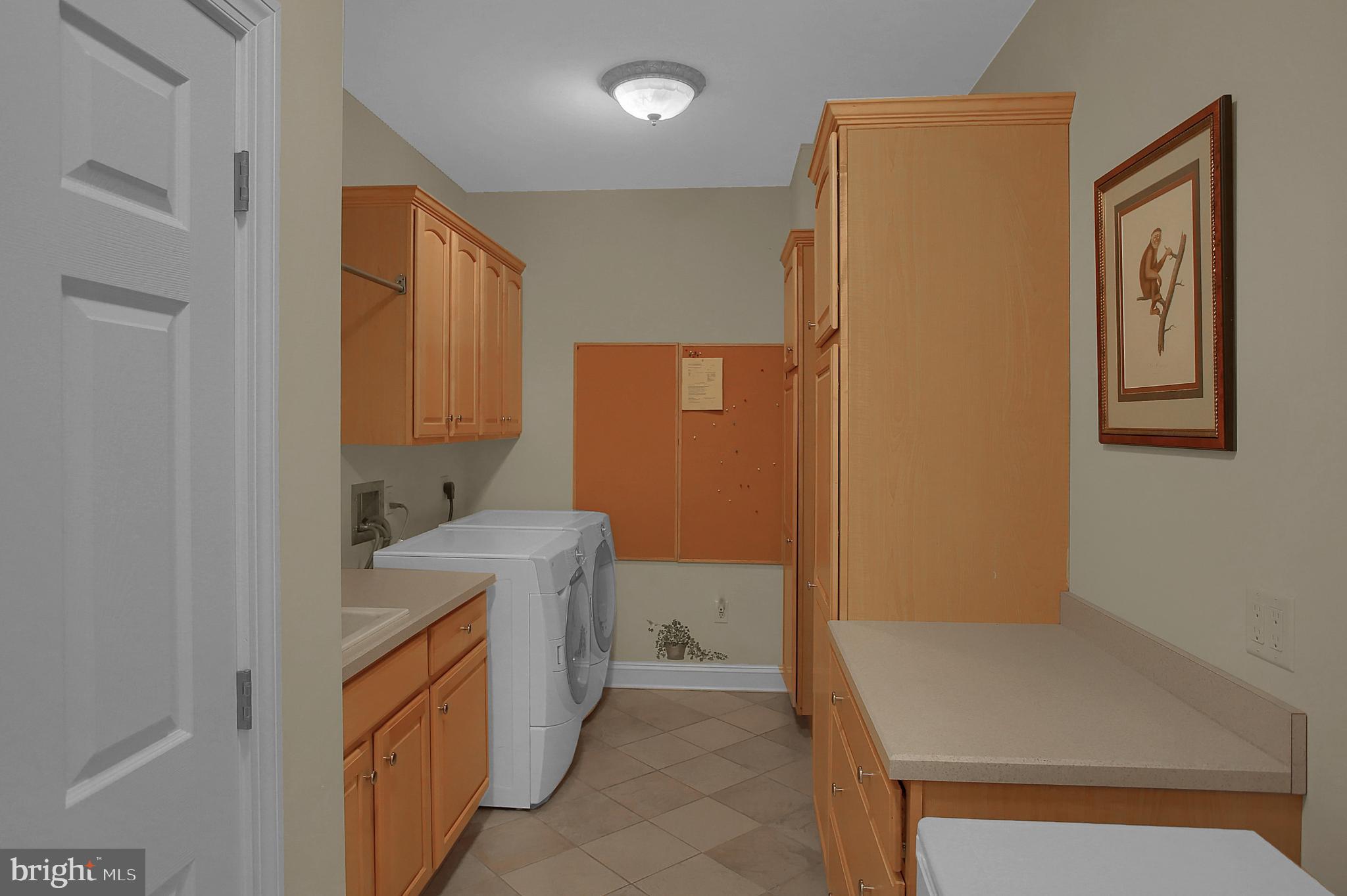 GREEN LANE MANOR - Residential