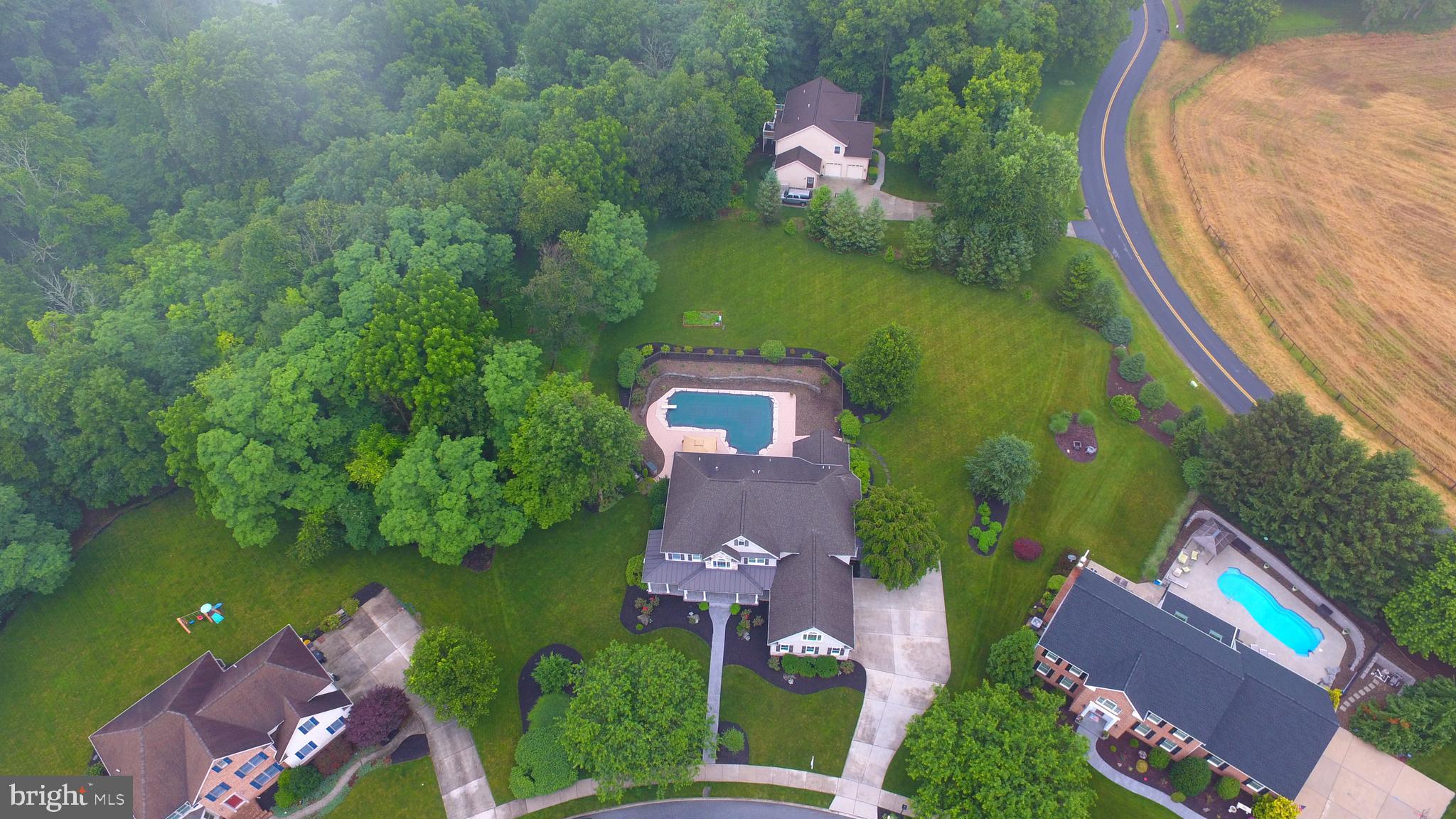 GREEN LANE MANOR - Residential