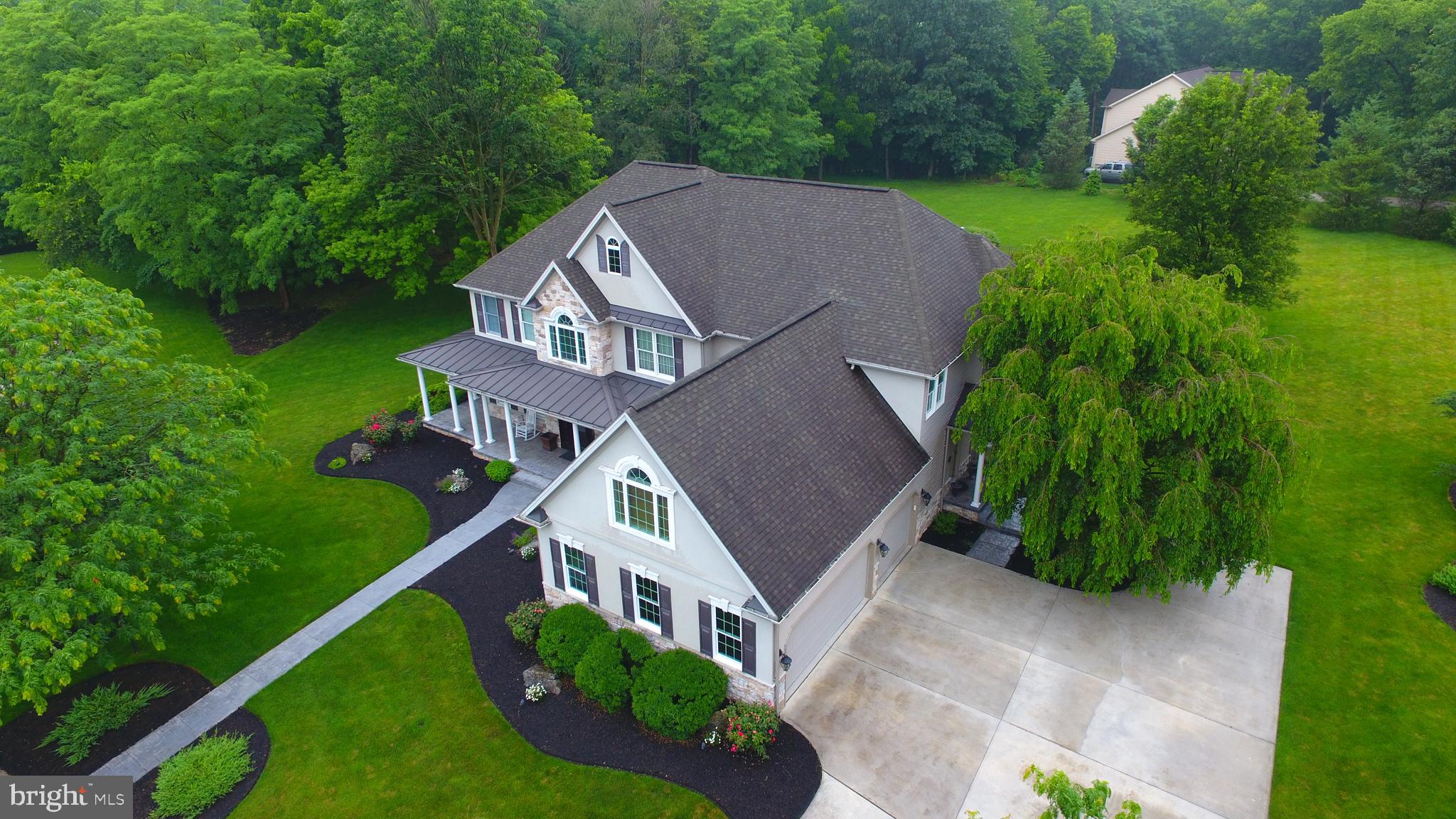 GREEN LANE MANOR - Residential