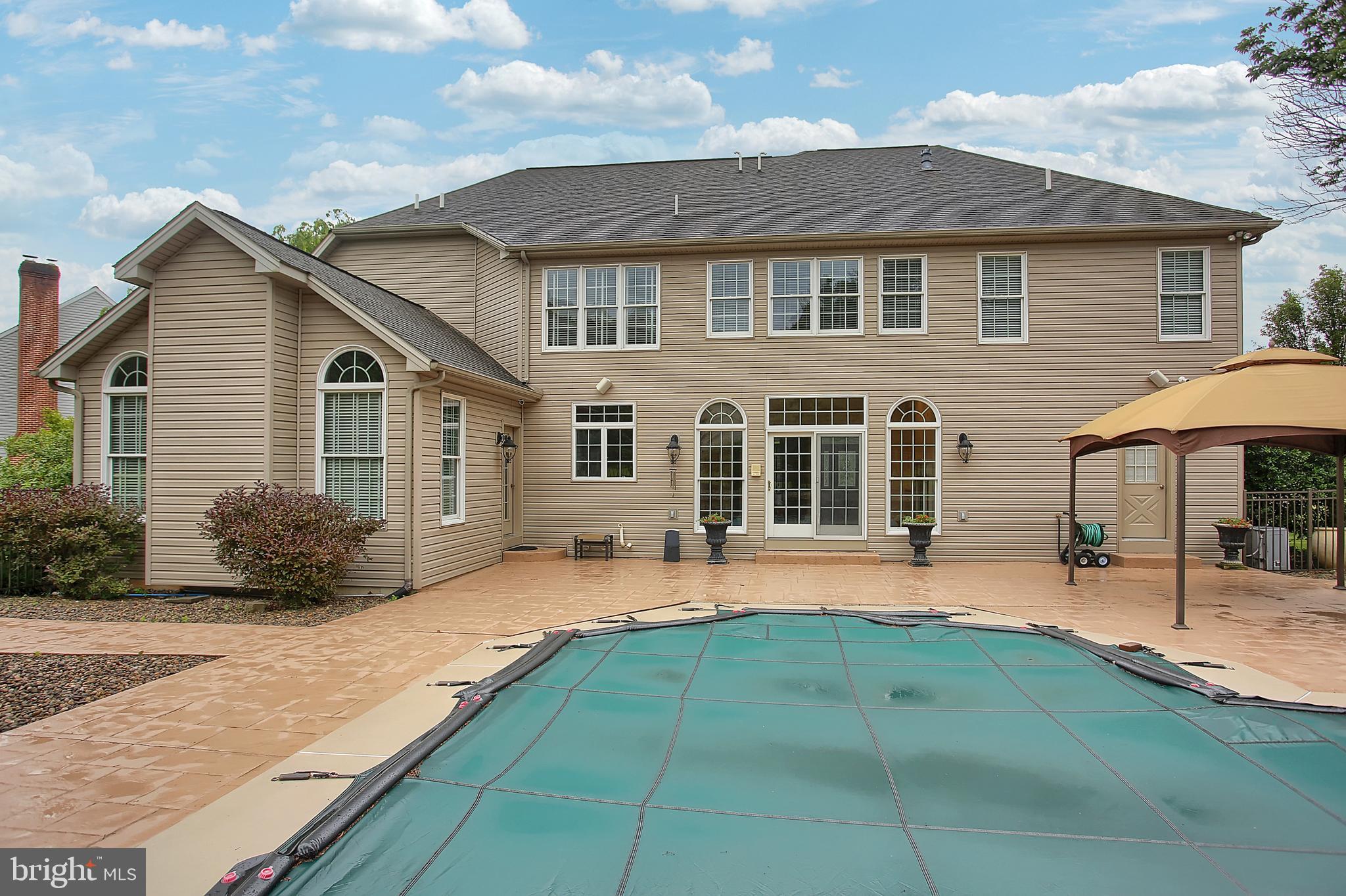GREEN LANE MANOR - Residential
