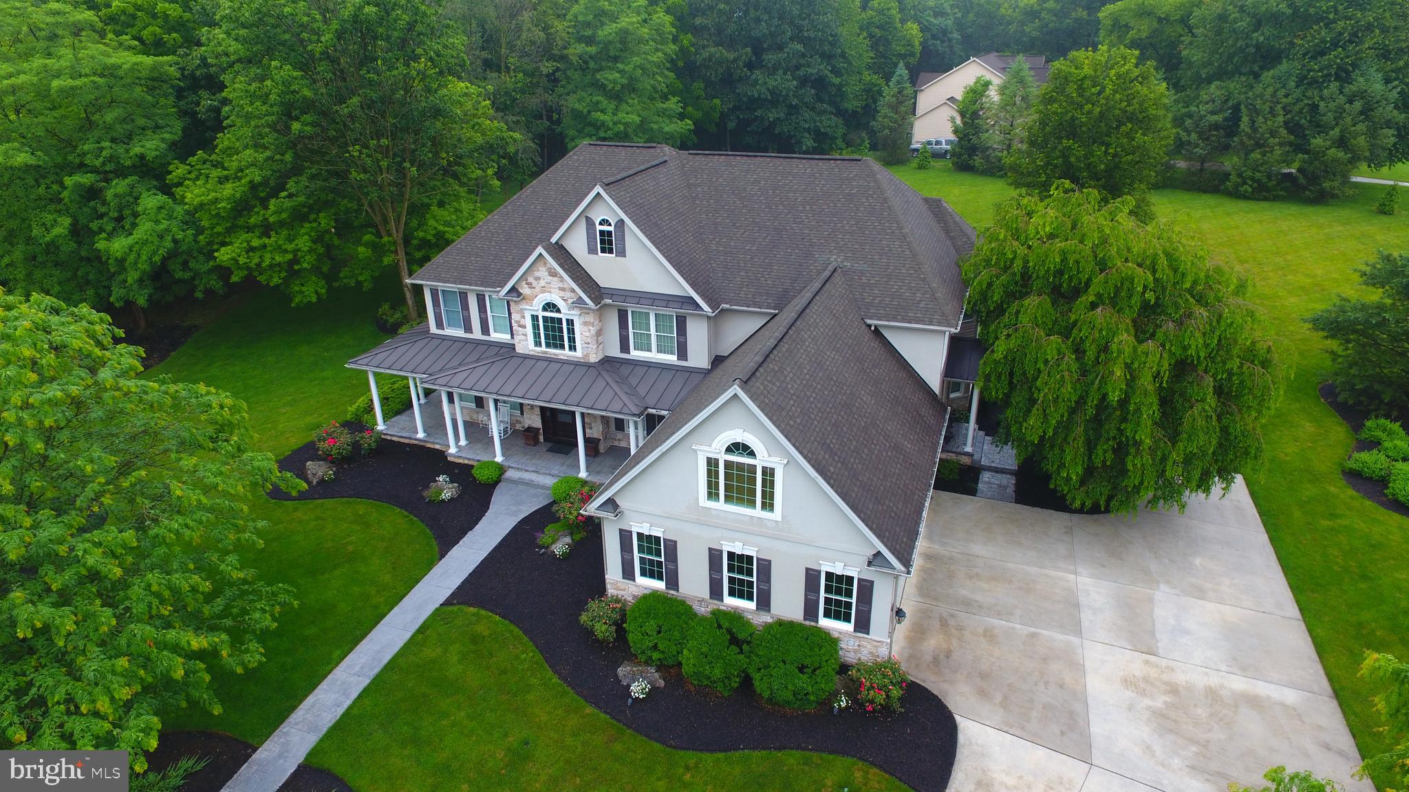 GREEN LANE MANOR - Residential