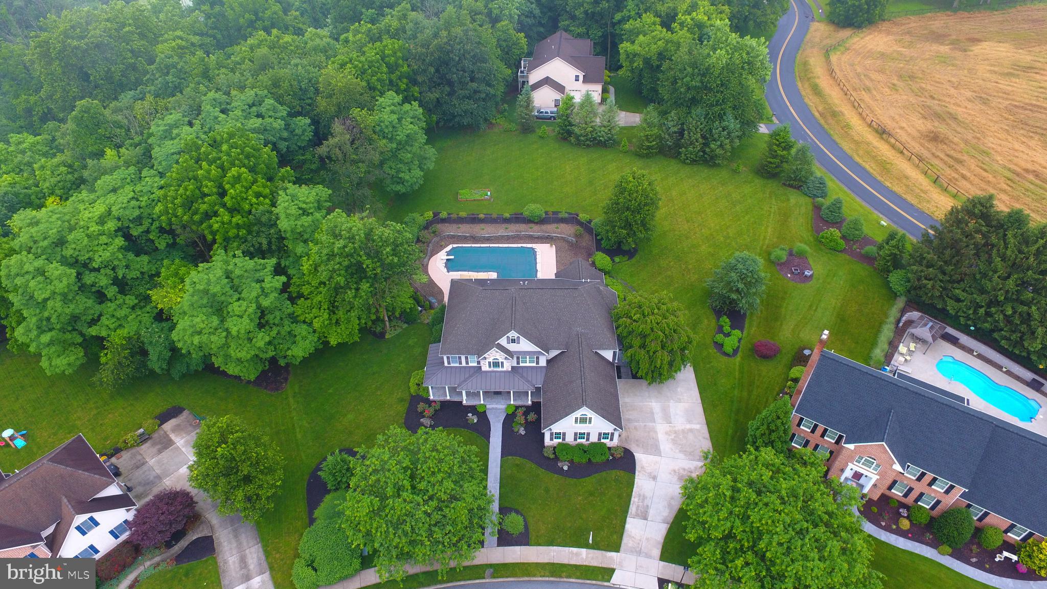GREEN LANE MANOR - Residential