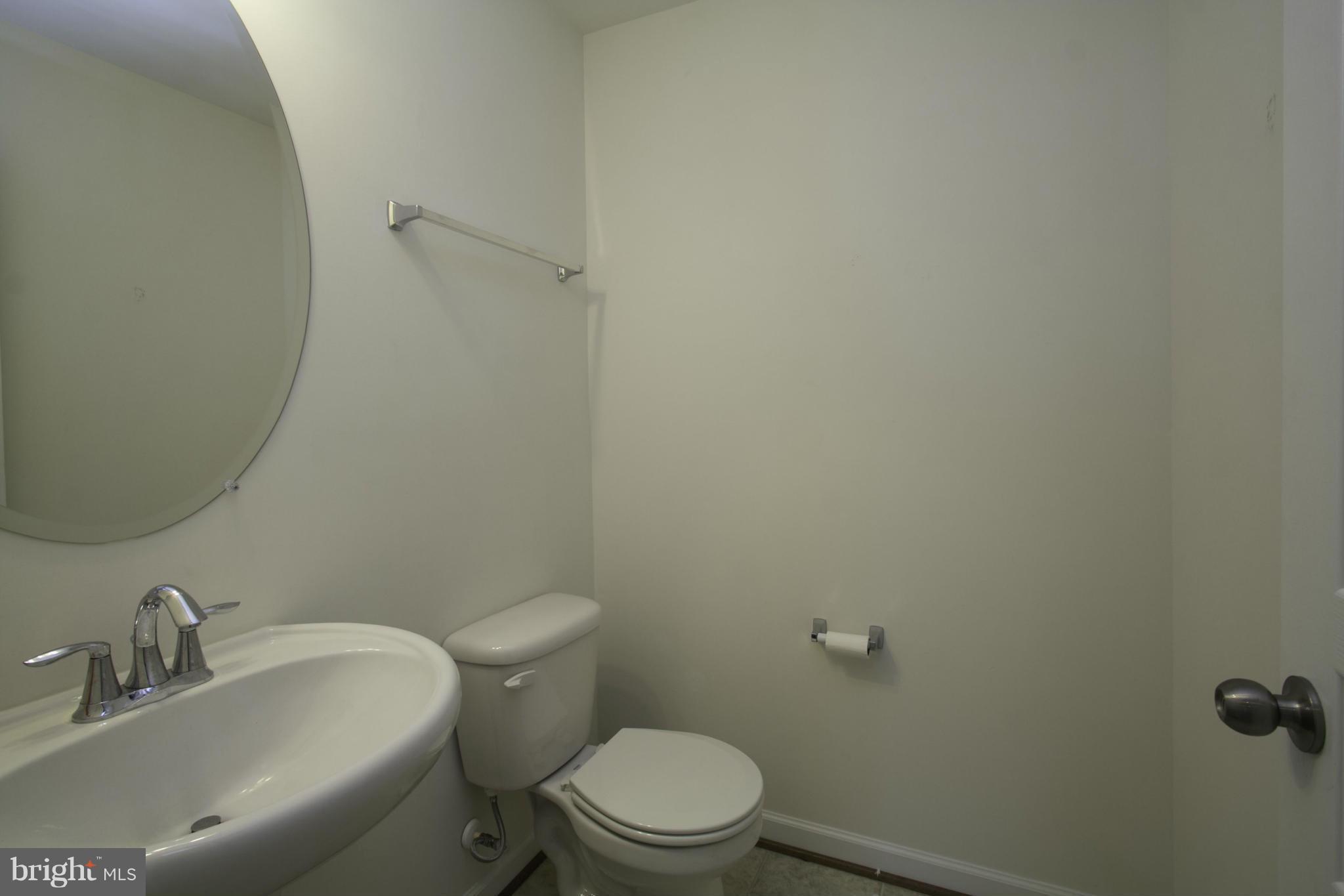 RED OAK CROSSING - Residential Lease