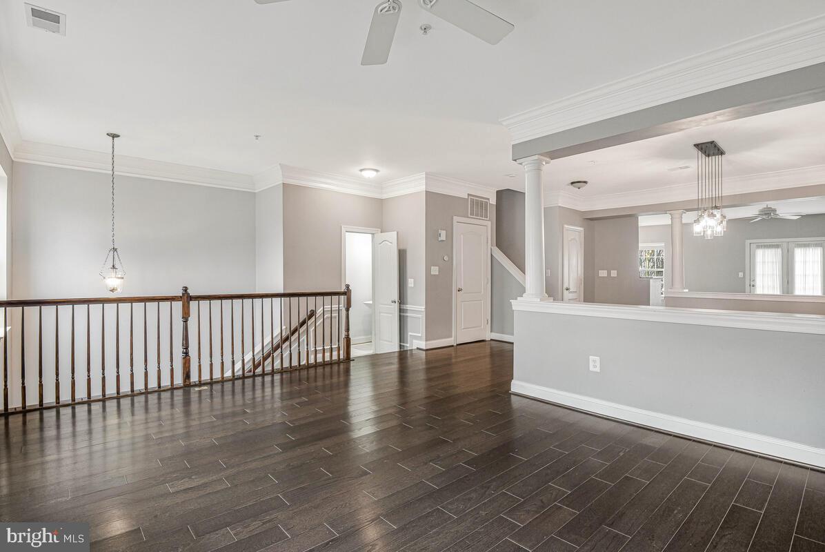 8045 GATEHOUSE ROAD 17