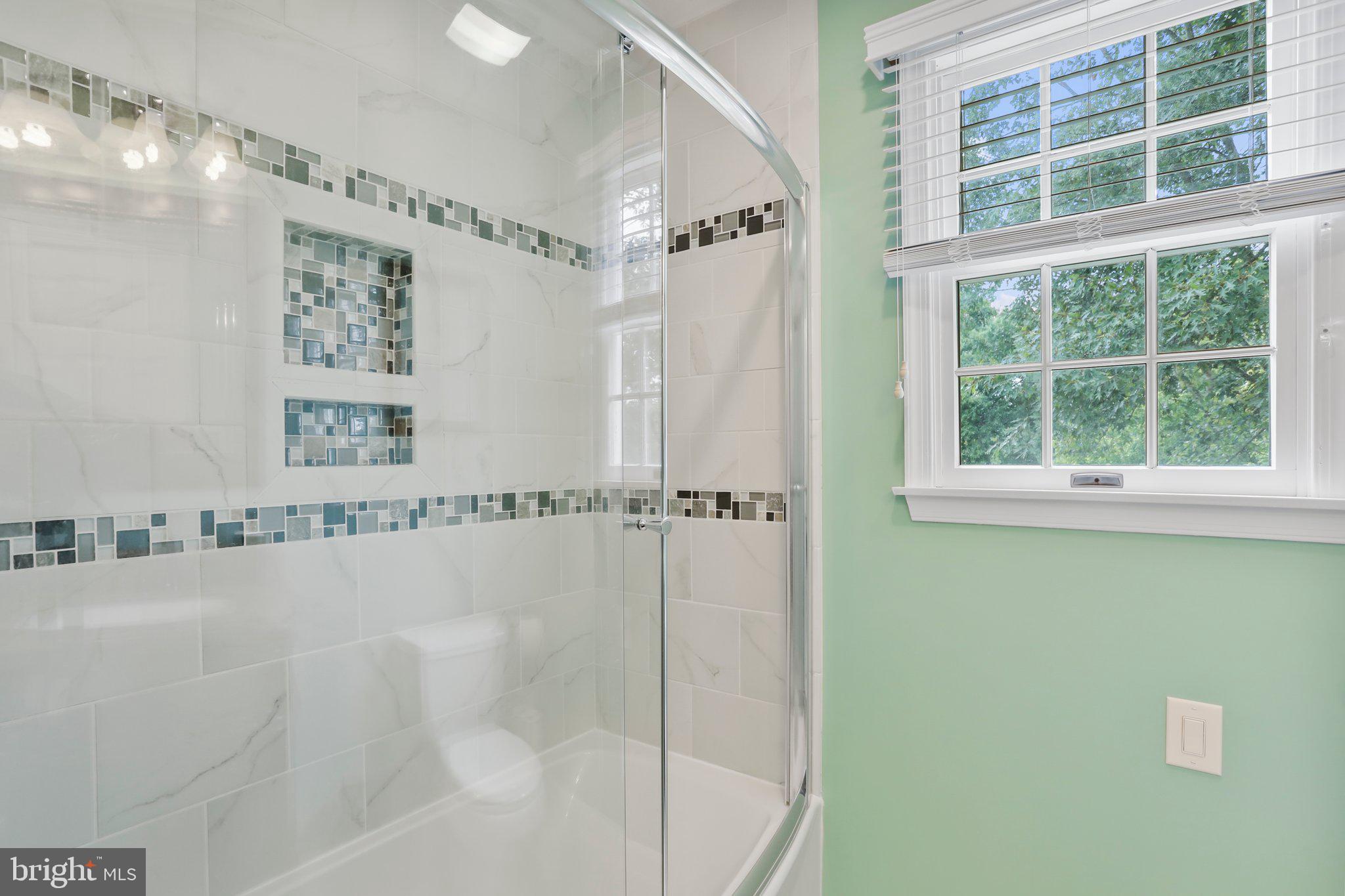 CREST VALLEY - Residential