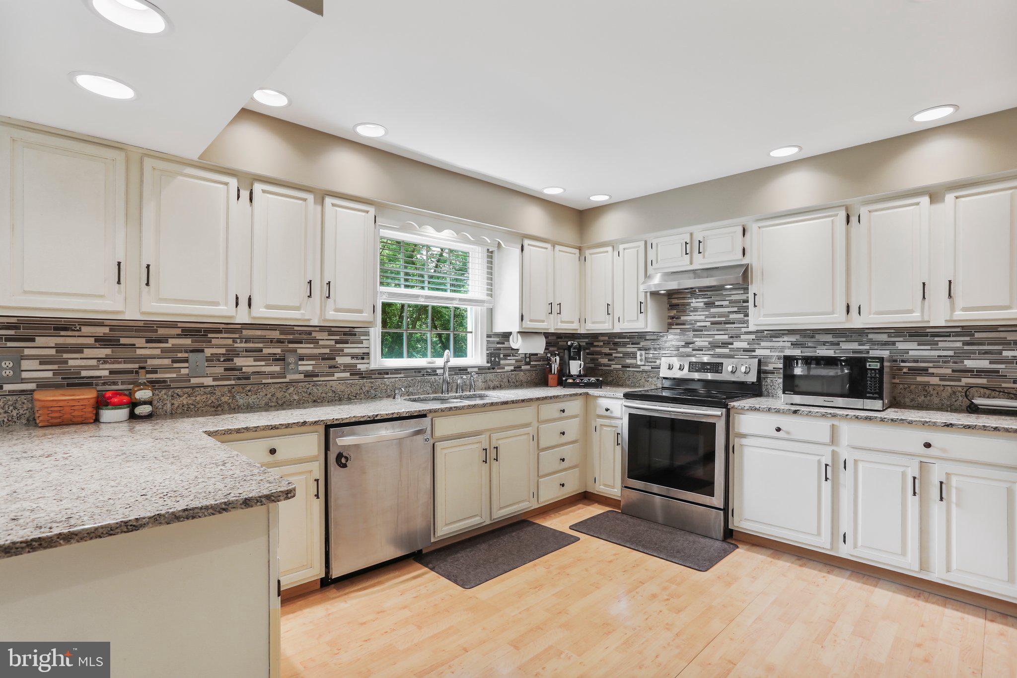 CREST VALLEY - Residential