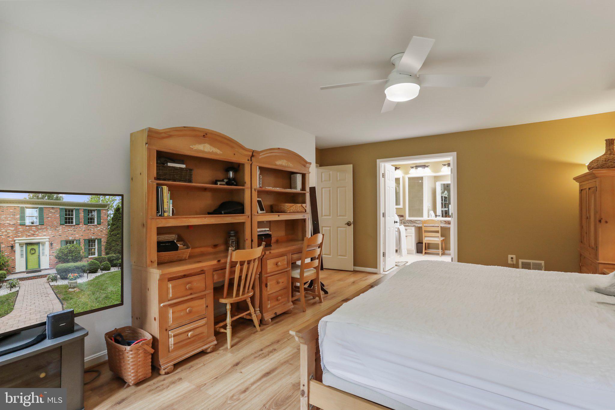 CREST VALLEY - Residential