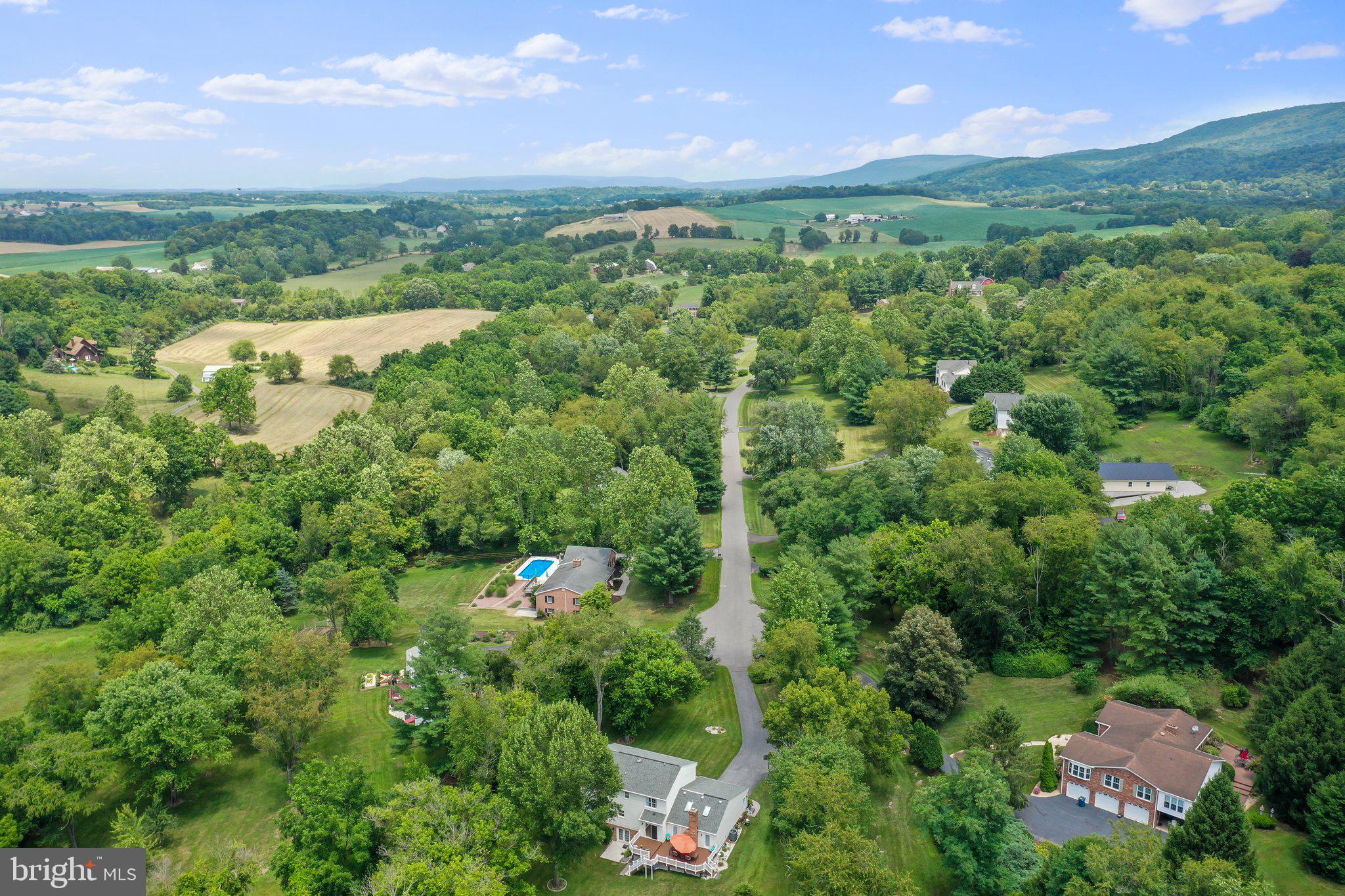 CREST VALLEY - Residential