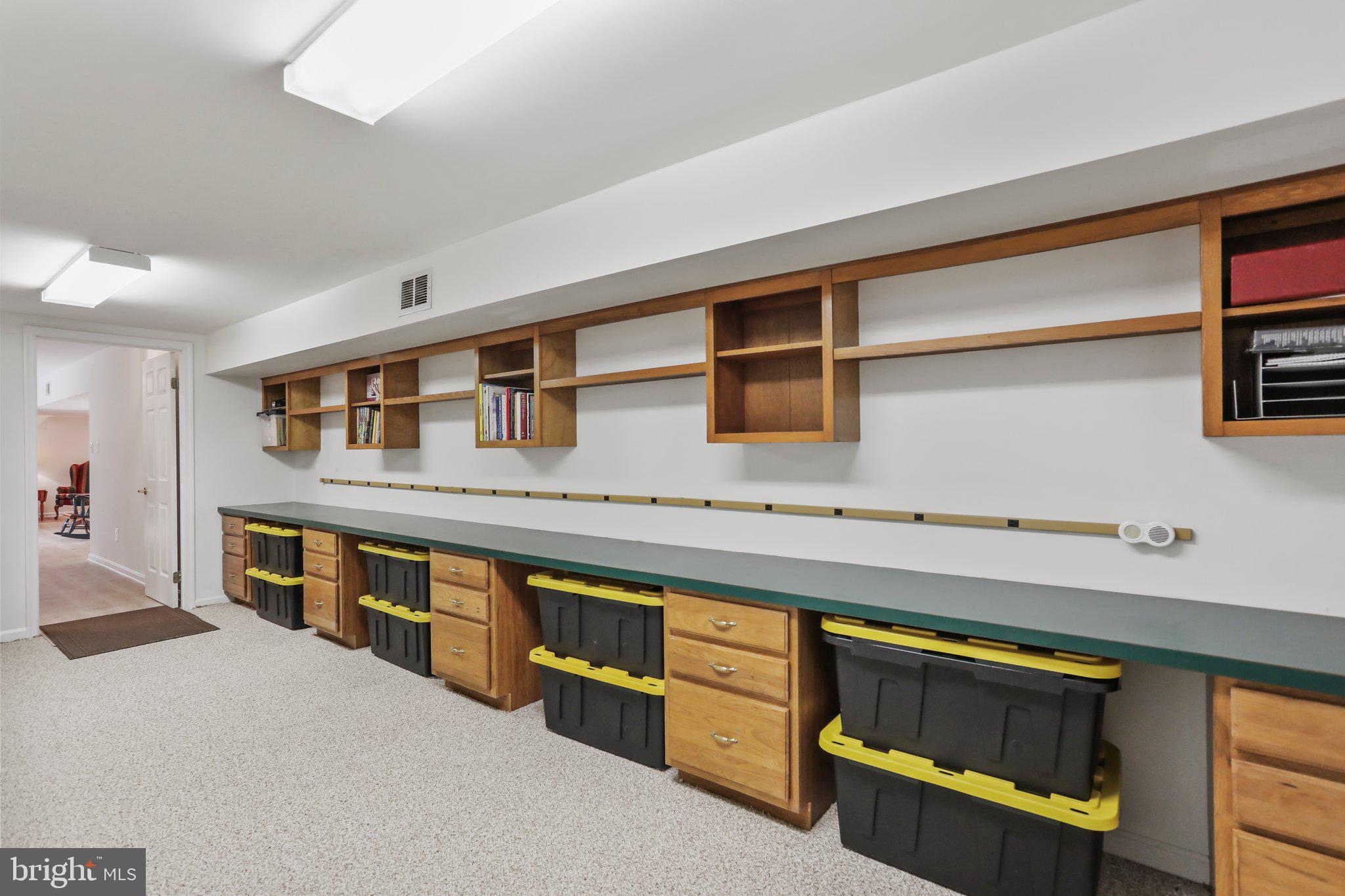 CREST VALLEY - Residential