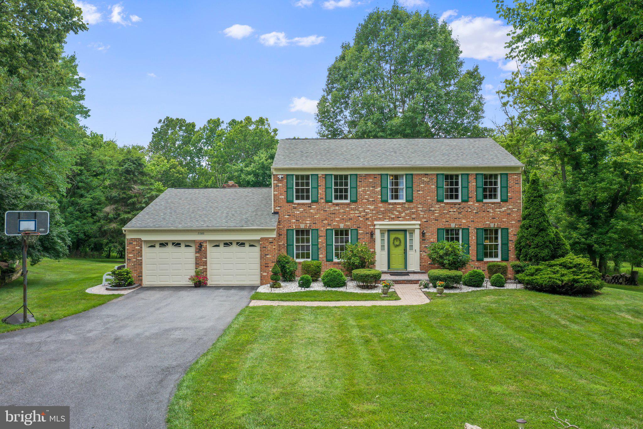 CREST VALLEY - Residential