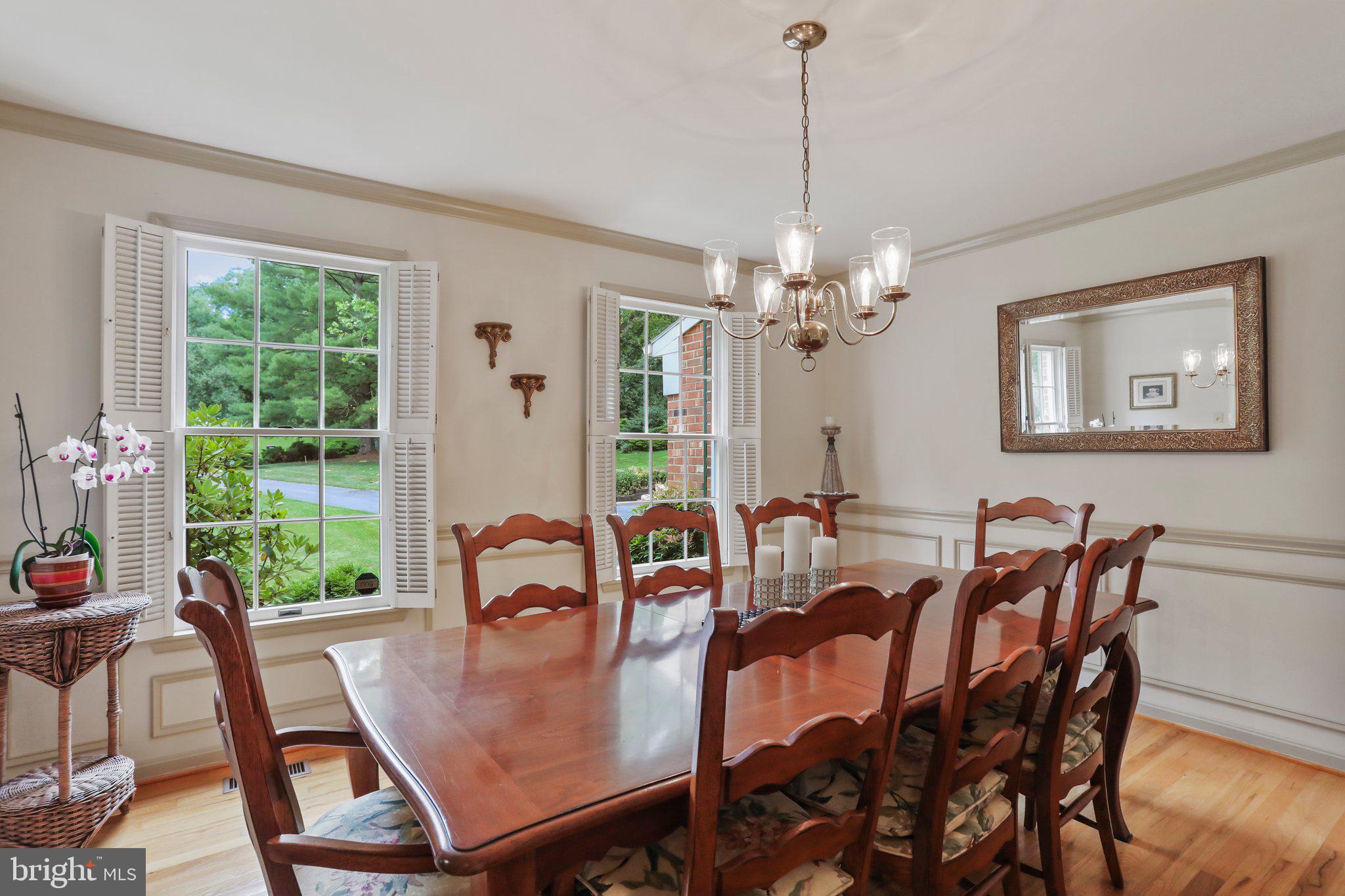 CREST VALLEY - Residential