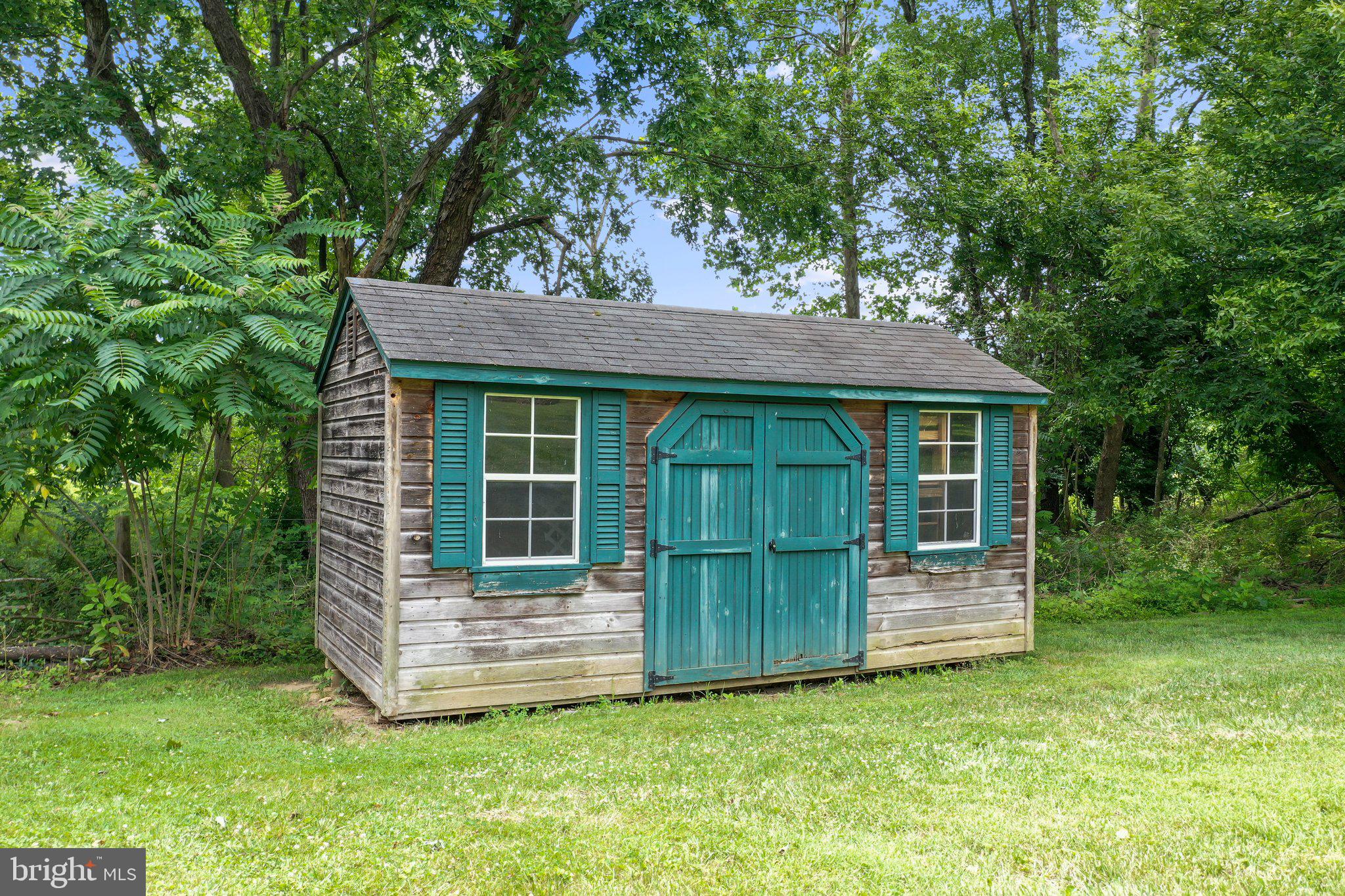 CREST VALLEY - Residential