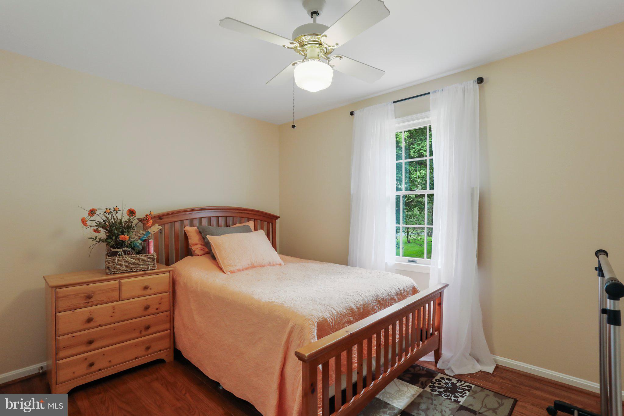 CREST VALLEY - Residential