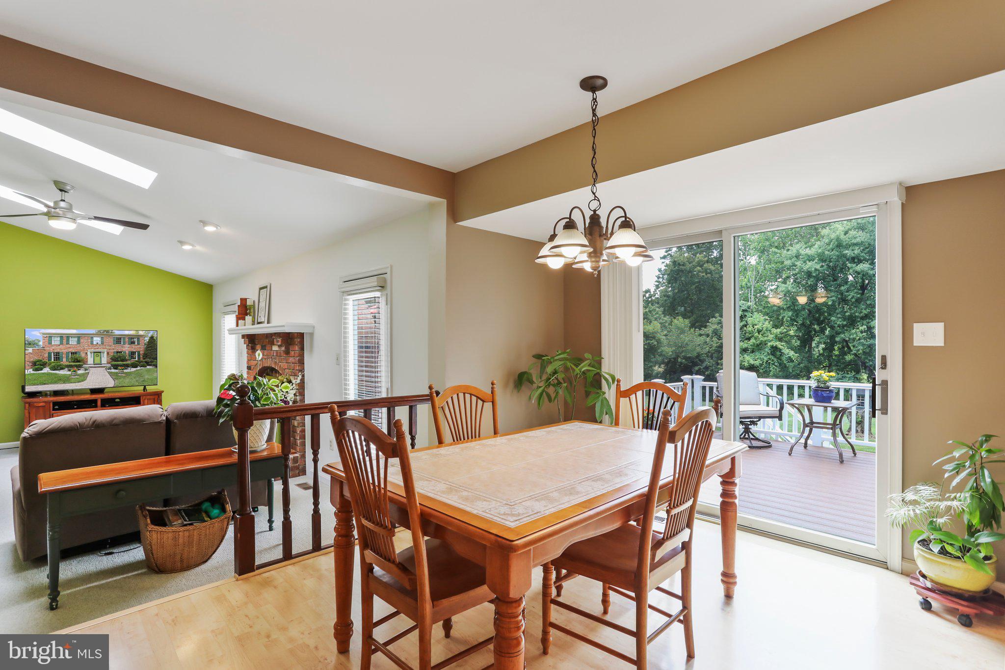 CREST VALLEY - Residential