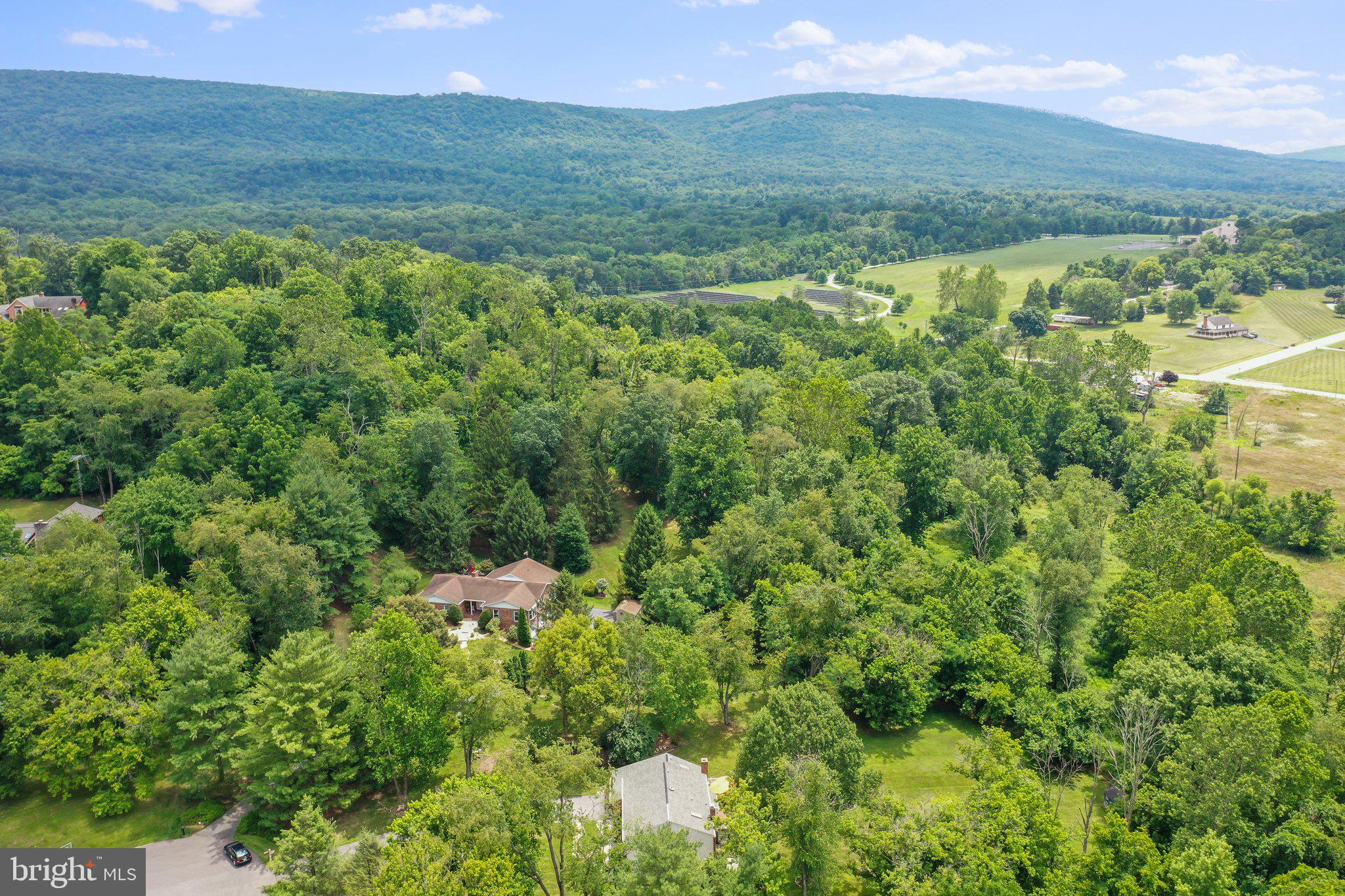 CREST VALLEY - Residential