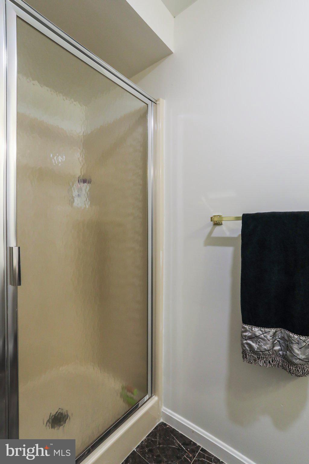 CREST VALLEY - Residential