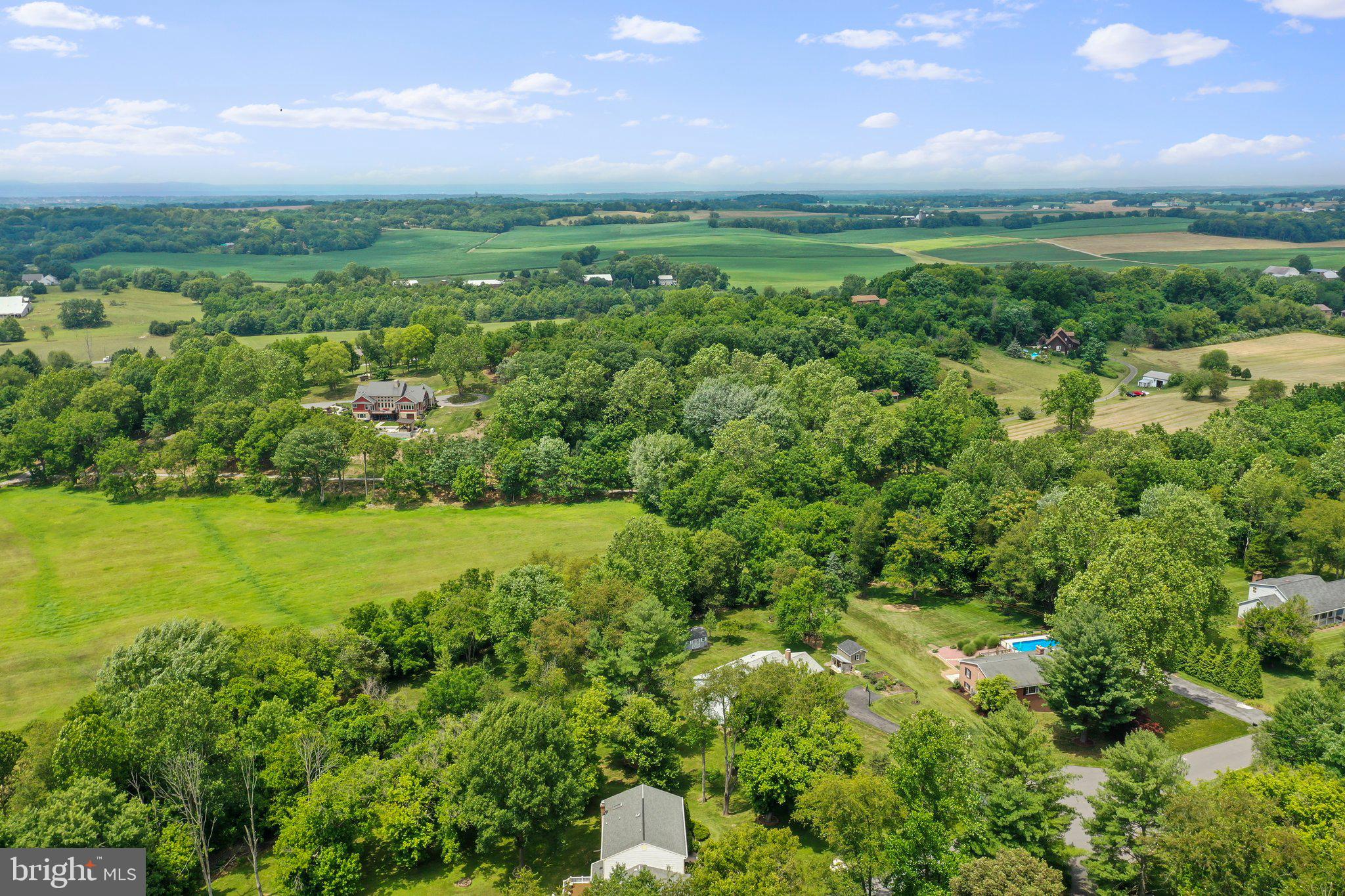 CREST VALLEY - Residential