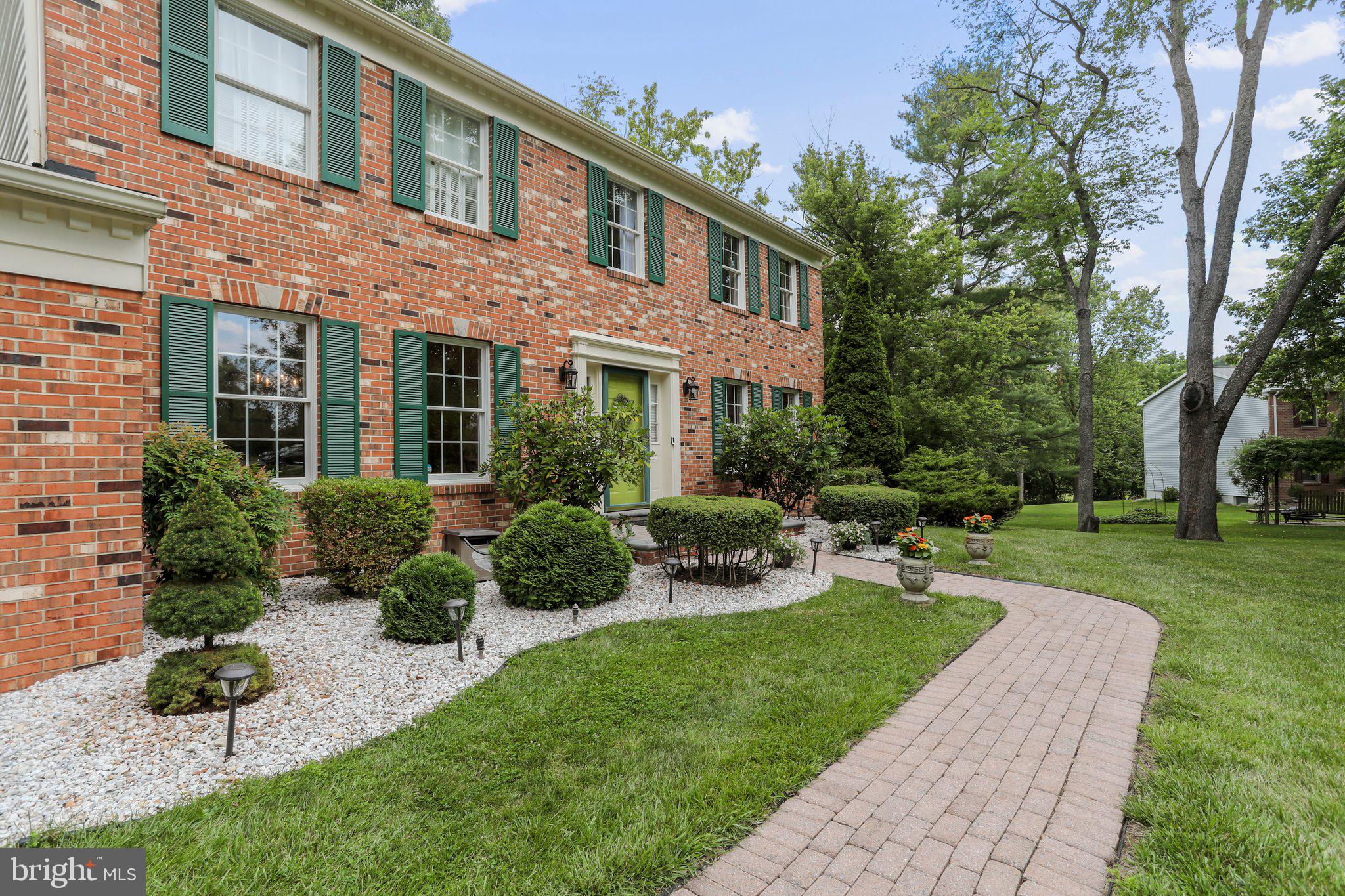 CREST VALLEY - Residential