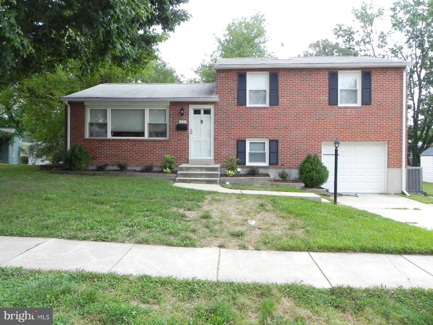 Highly desirable York Manor community! 1 block from Ridgely Middle School. Tons of sunlight throughout, gorgeous hardwood floors on main & upper levels, custom built-in cabinetry in bath & handsomely updated kitchen. Cozy carpeted Family Room on step down level give access to the brick paver patio. Level rear yard & 1 car garage. Pet weight limit of 25 lbs . Credit and Background Check Required.