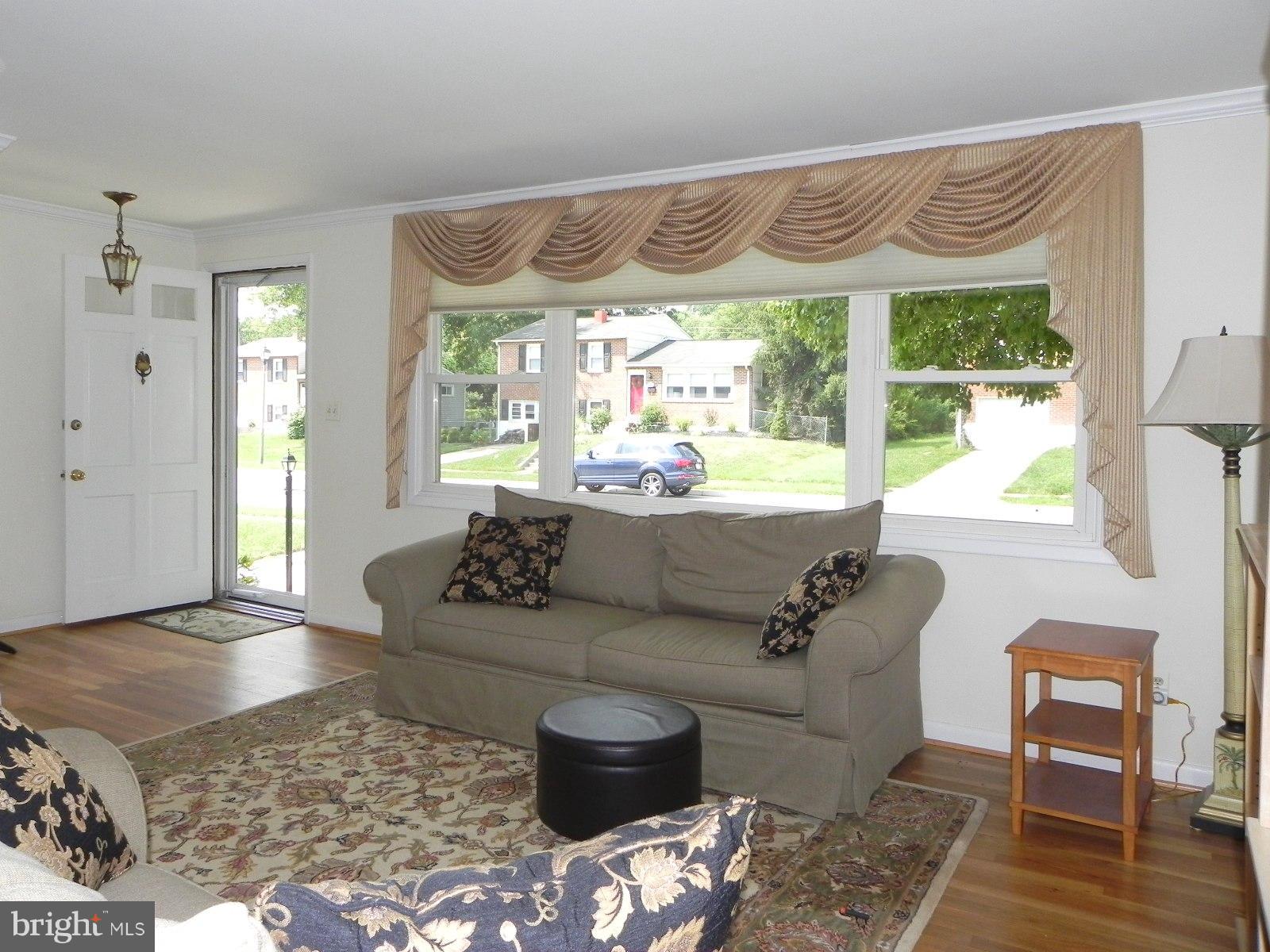 YORK MANOR - Residential Lease