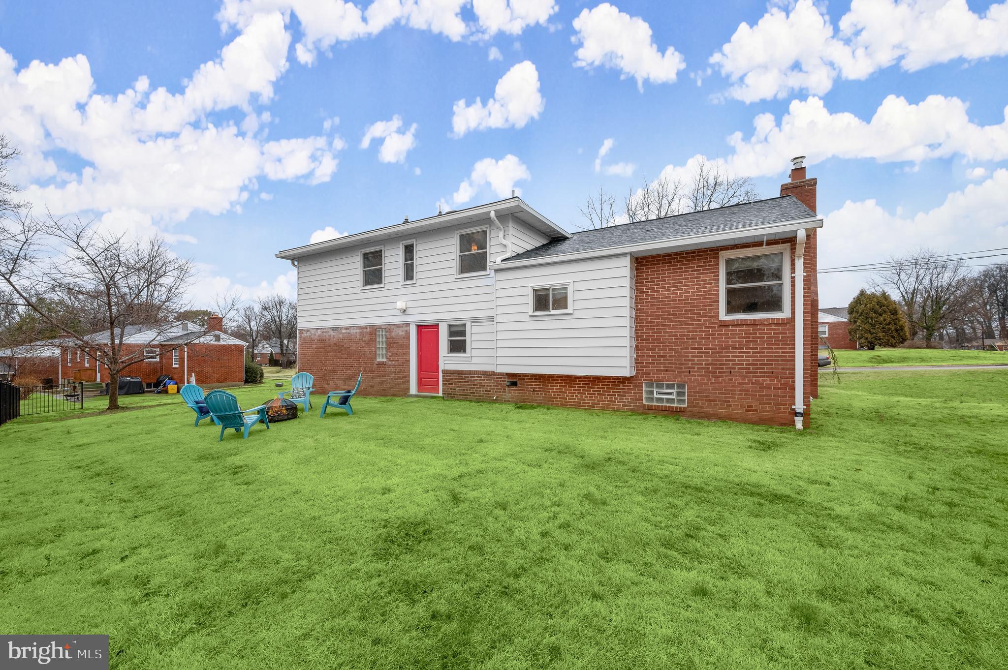 CRESTHAVEN - Residential