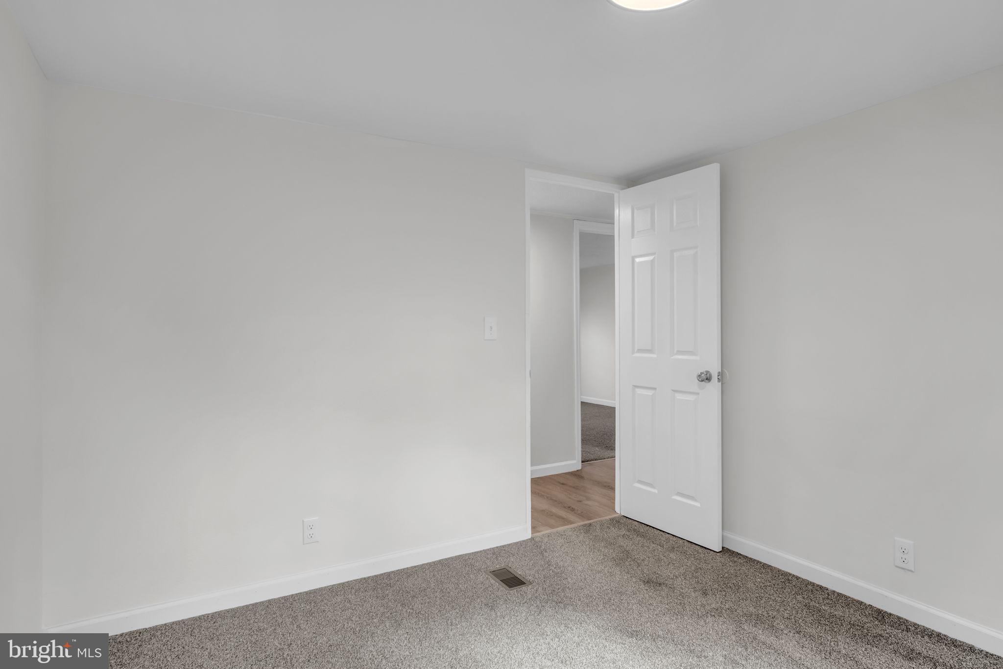 MILL CREEK ESTATES - Residential