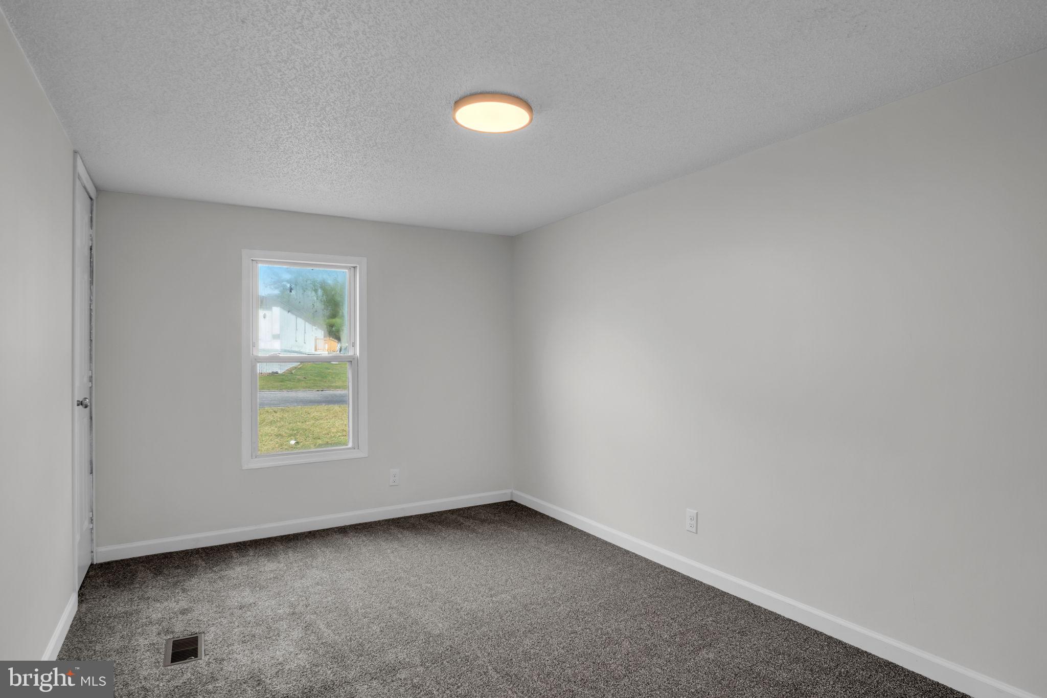 MILL CREEK ESTATES - Residential