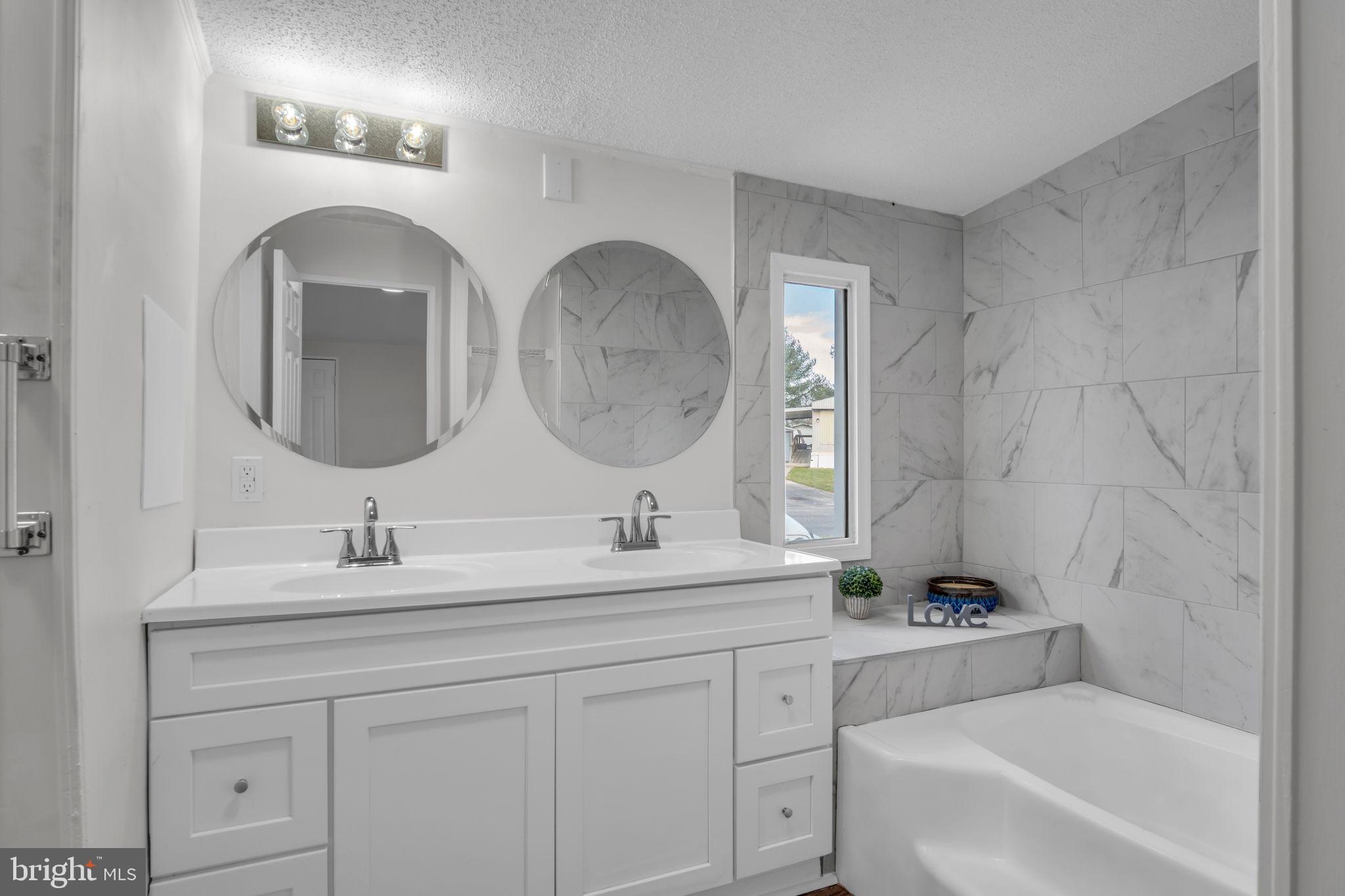 MILL CREEK ESTATES - Residential