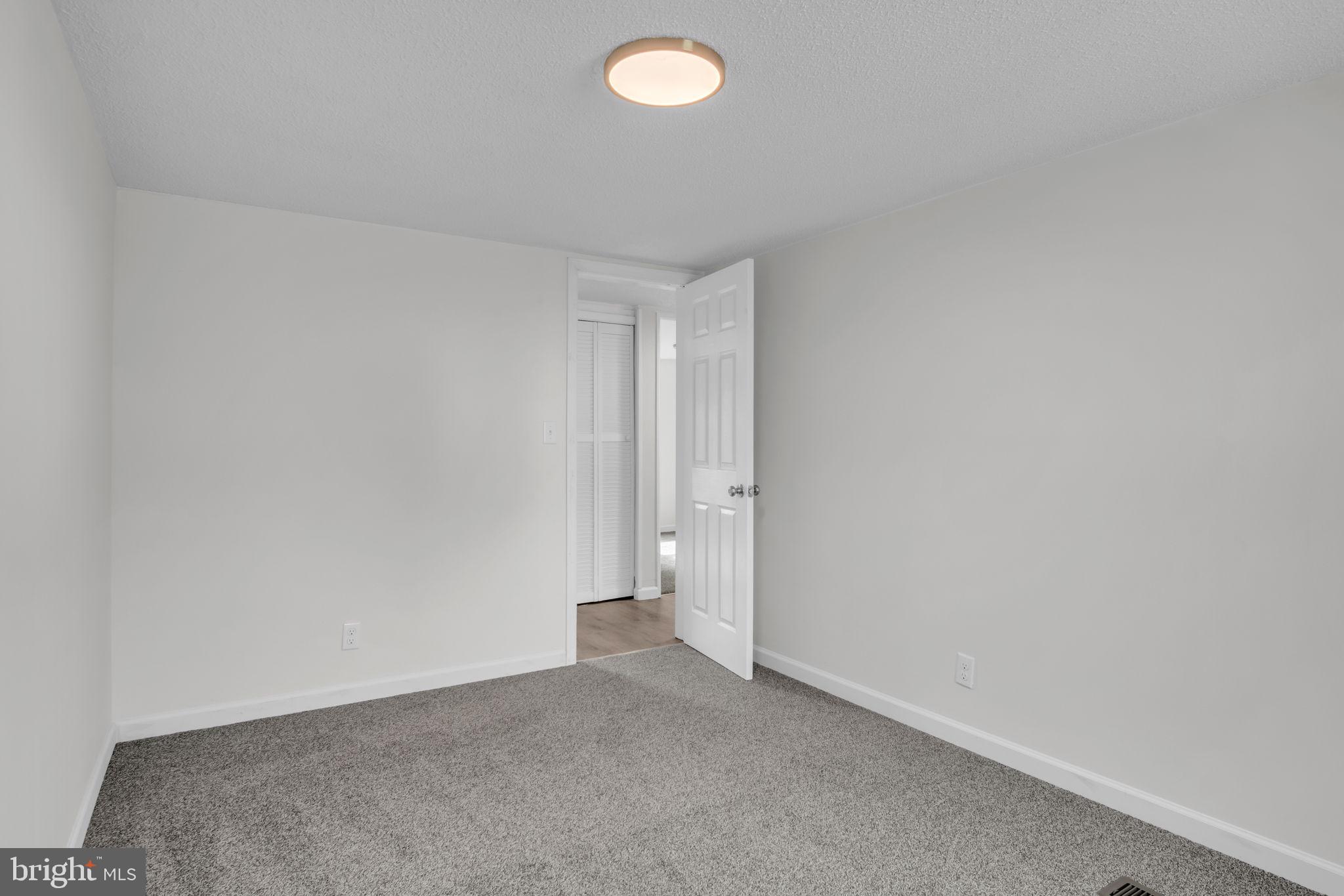 MILL CREEK ESTATES - Residential