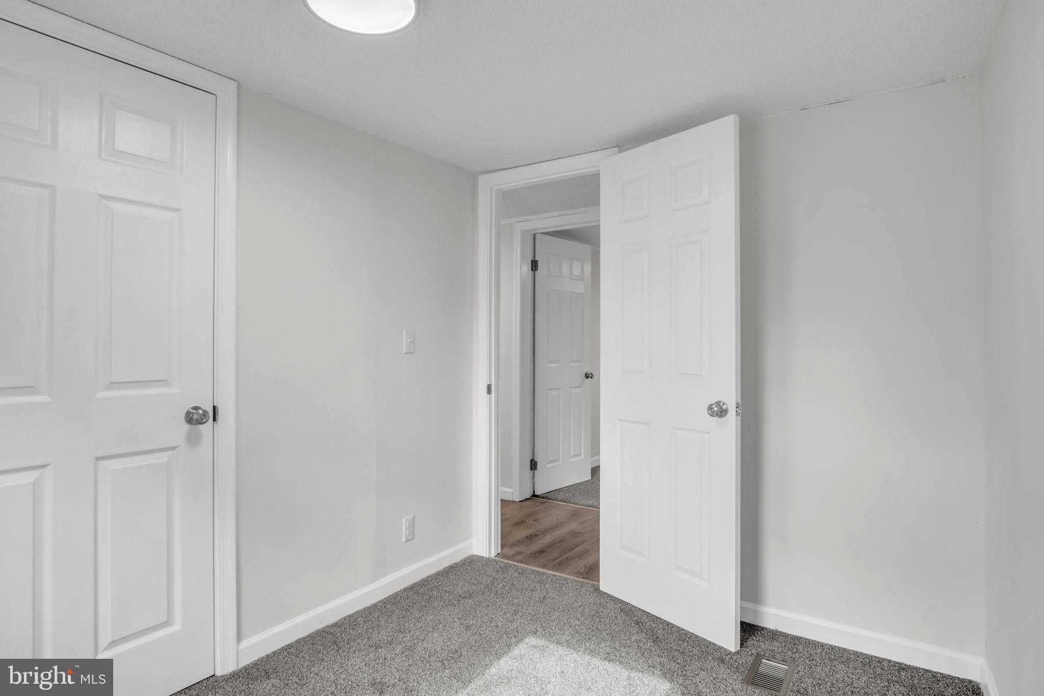 MILL CREEK ESTATES - Residential