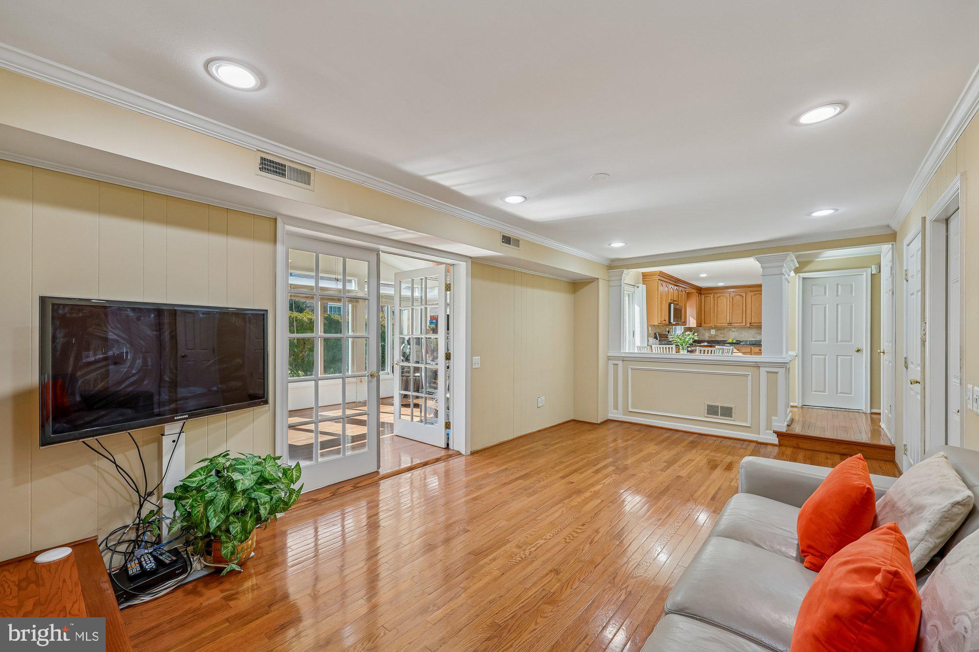 FOX HILLS WEST - Residential